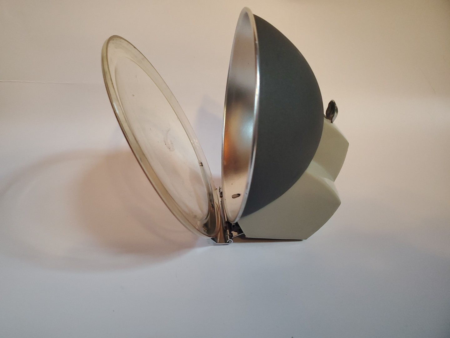 Vintage Polaroid BC Flash Model 281 for Land Camera w/ 14 Flash Bulbs