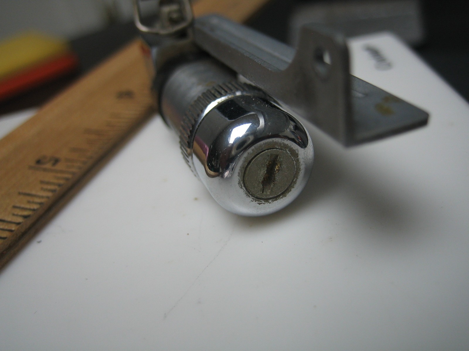 HR Heiland Research Solenoid Shutter Flash Release Synchronizer Used HR 392702