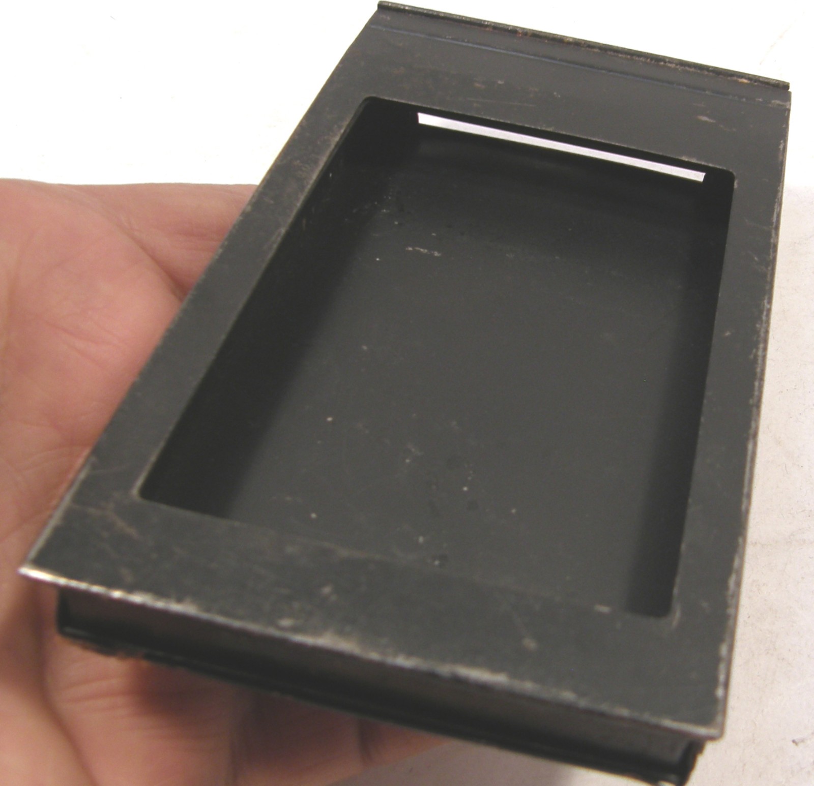 VINTAGE VOIGTLANDER 2 3/4″ BY 4 1/4″ FILM PACK ADAPTER AS-IS