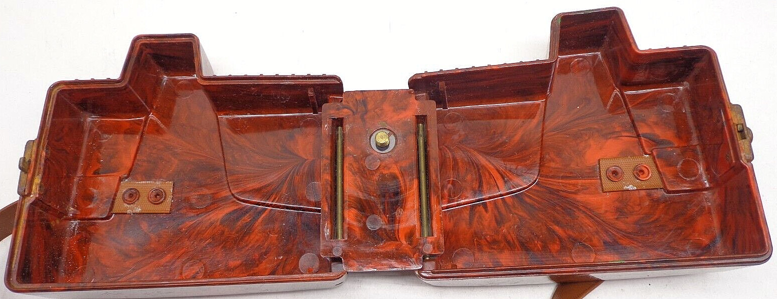 Revere 8 Model B-61 8mm Movie Camera Bakelite CASE ONLY! – FREE SHIPPING!!!