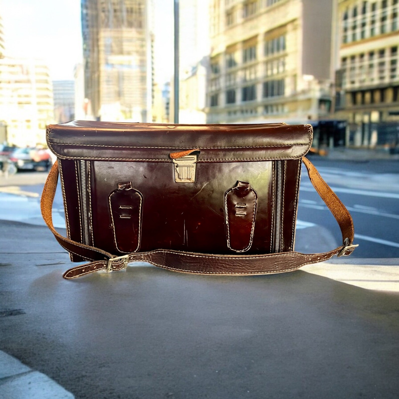 Vintage 1960s Homa Leather Camera Bag-Cowhide-Green Velvet-Midcentury Case-Retro