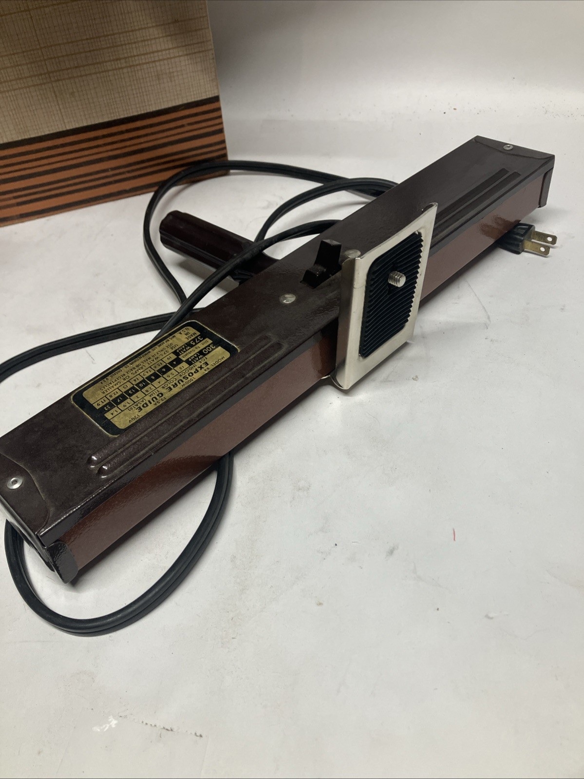 Vintage Acme Lite Mov-E-Lite Model R4 Movie Light 4 Bulbs