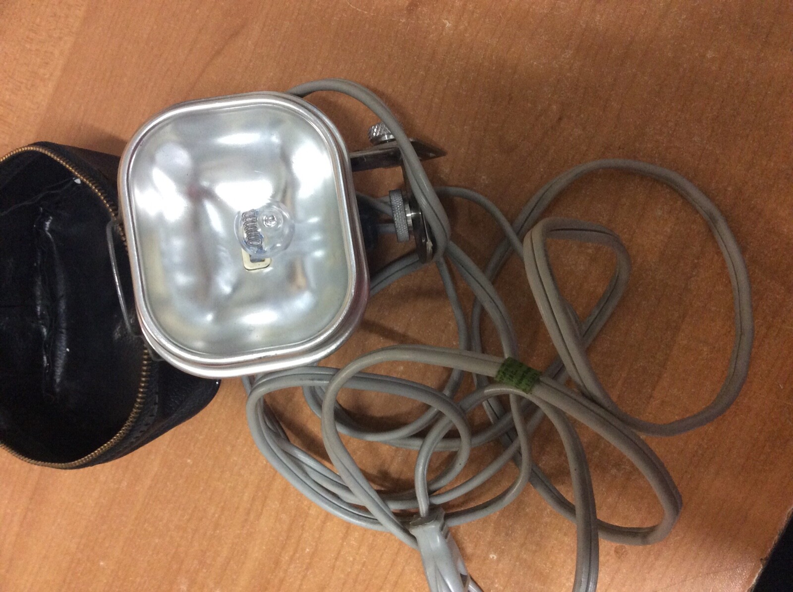 Vintage cameralite 70 acme-lite movie camera light for super 8 cameras