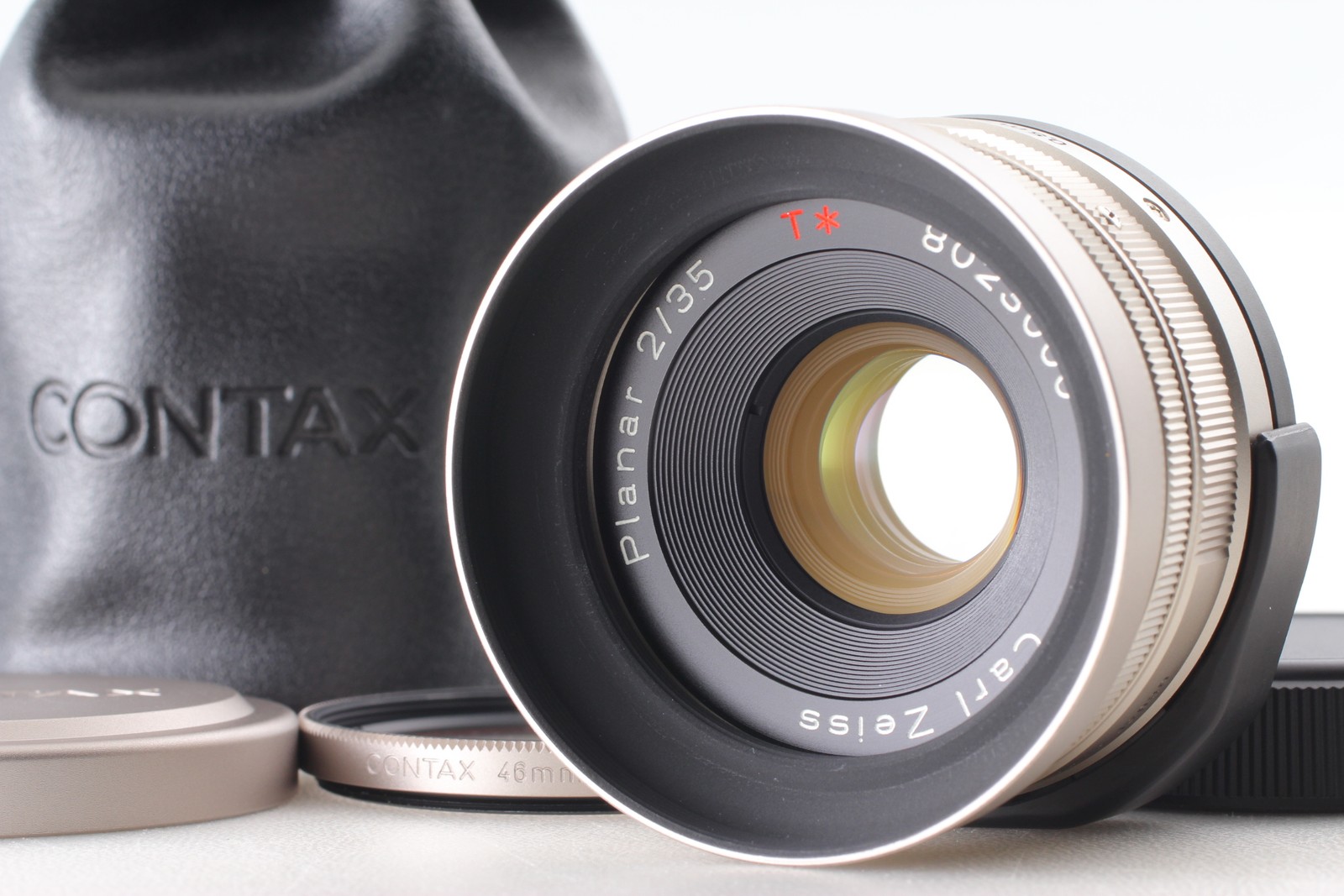 [MINT+++ w/ Hood & Case] Contax Carl Zeiss Planar T* 35mm f/2 Lens G1 G2 JAPAN