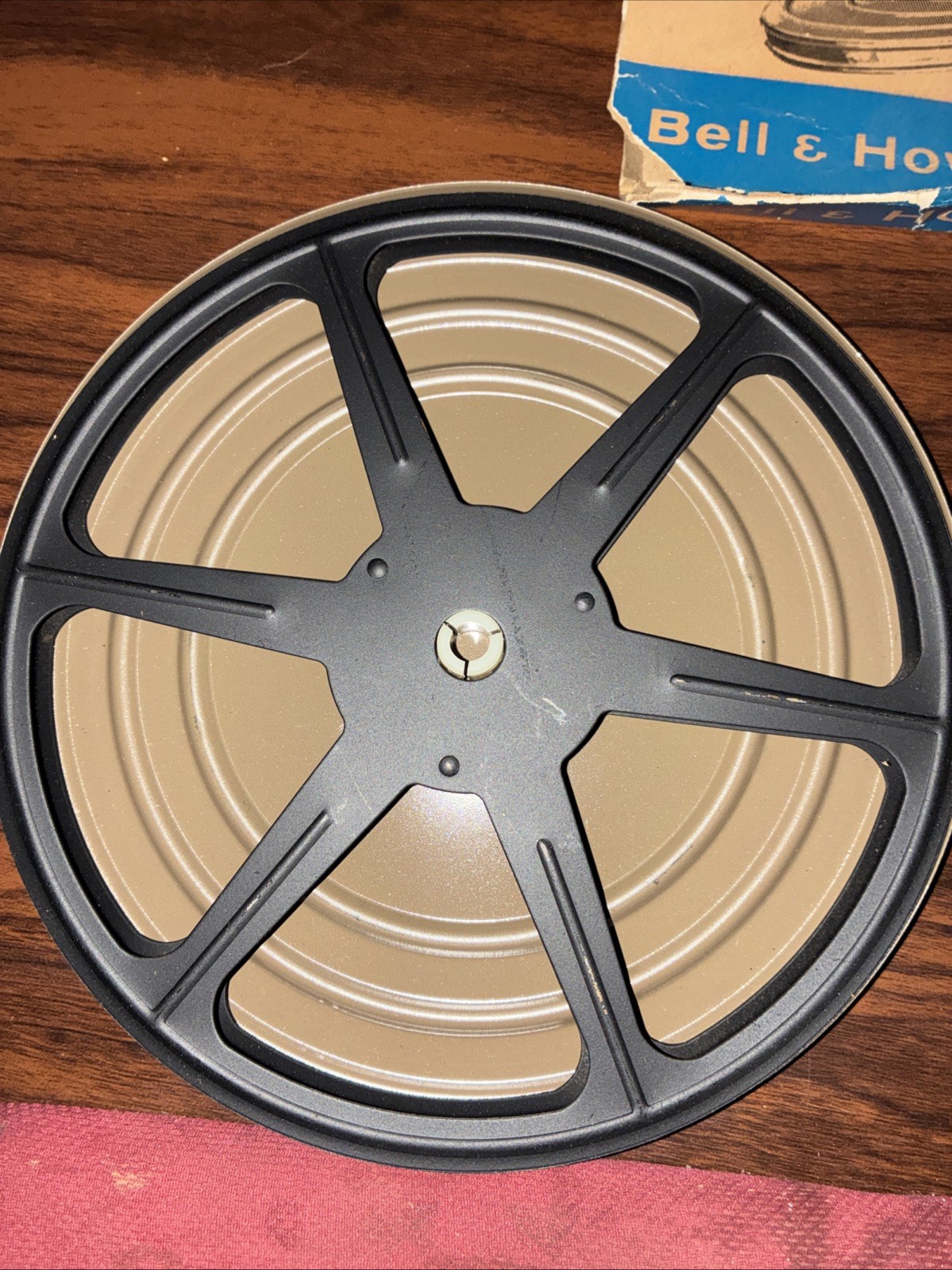 Bell & Howell 400 Ft Super 8 Dual 8 Movie Film Reel & Case Vintage
