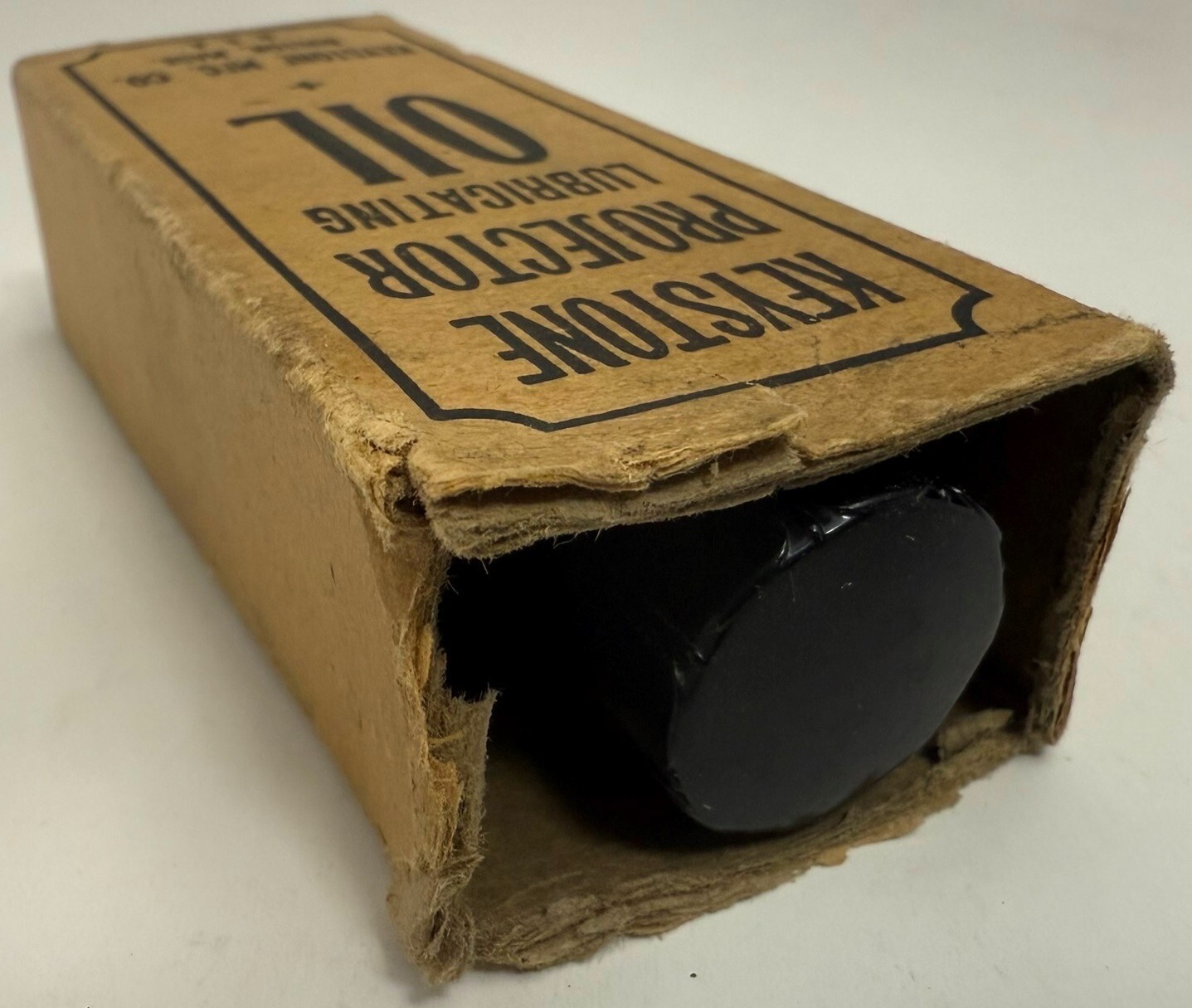 o’o’o . Vintage . Bottle of KEYSTONE PROJECTOR Lubricating Oil . in Original Box