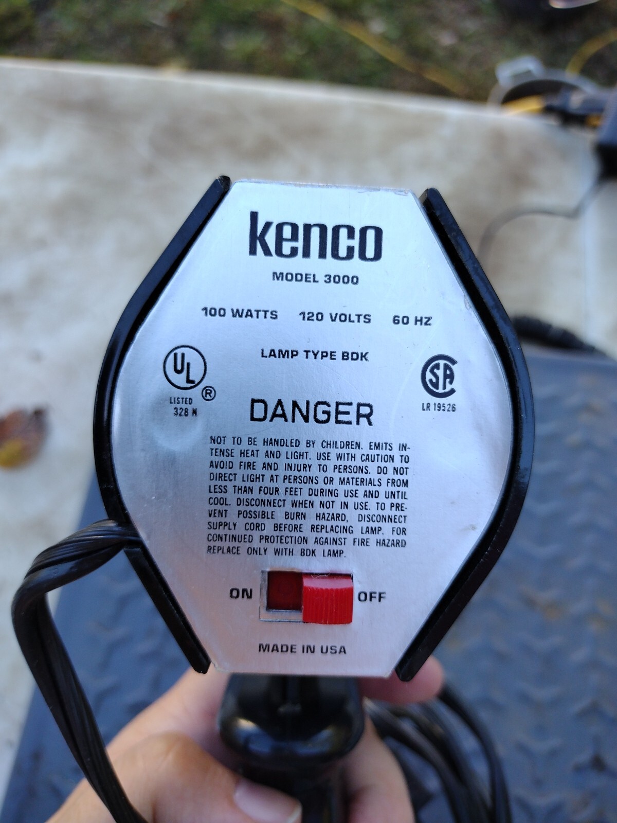 Kenco Model 3000 Movie Light, Lamp Type BDK, 100Watt 120Volt 60HZ-Tested