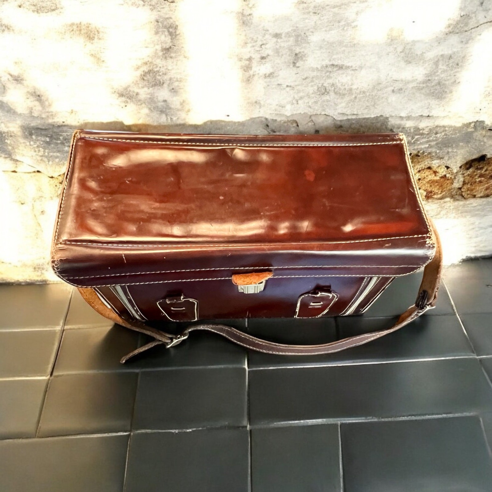 Vintage 1960s Homa Leather Camera Bag-Cowhide-Green Velvet-Midcentury Case-Retro