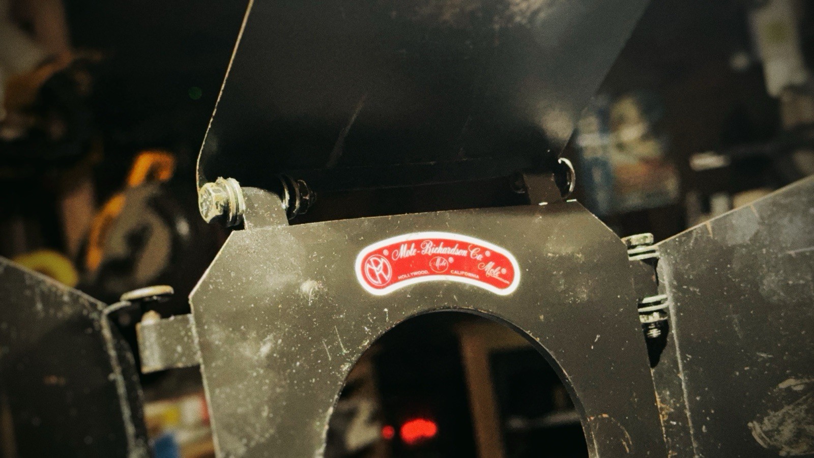 Vintage Mole-Richardson Mini-Mole Type 2801 Fresnel Film Light – Serial 20422