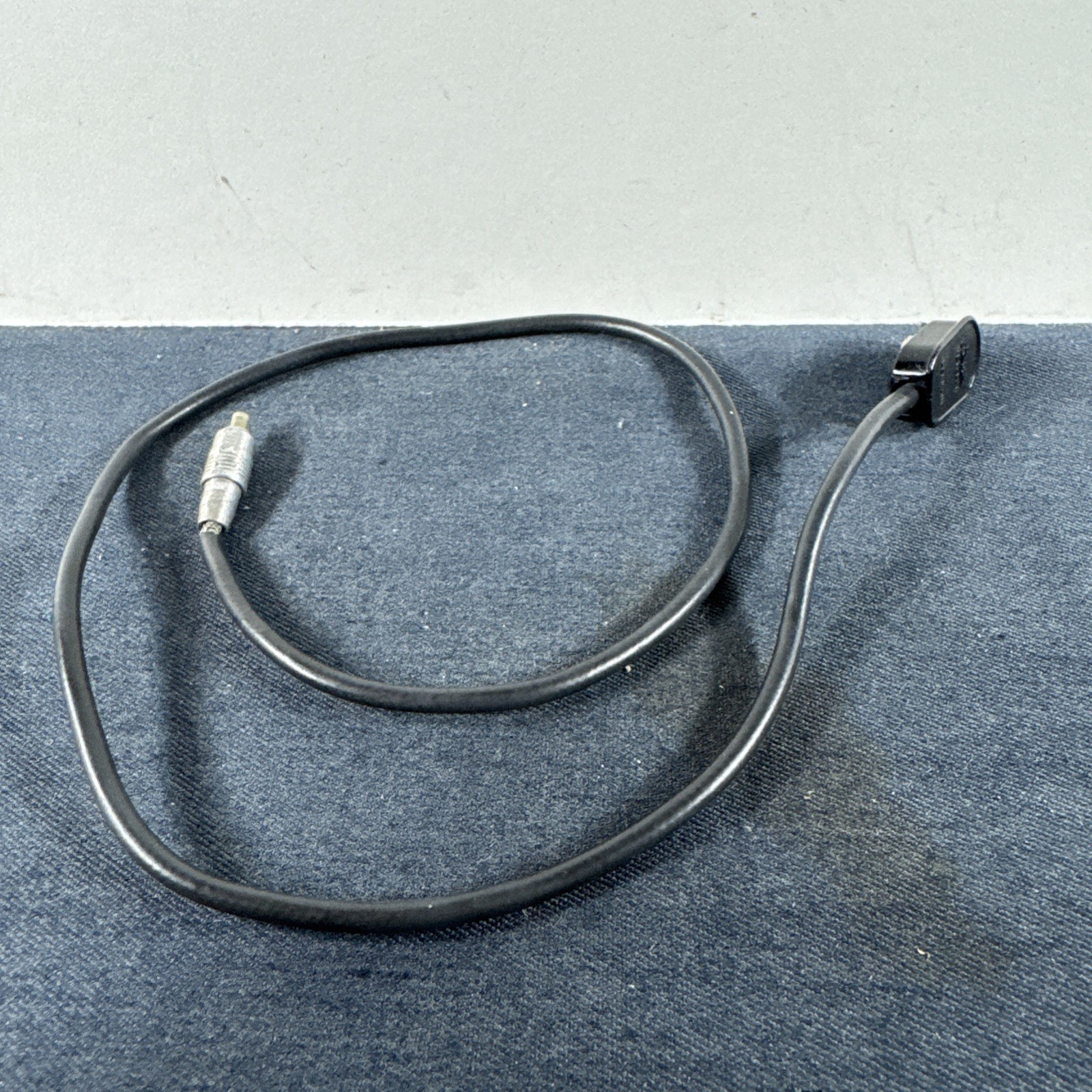 Original Vintage Leica Leitz Germany Synchronization Flash Synch Cord