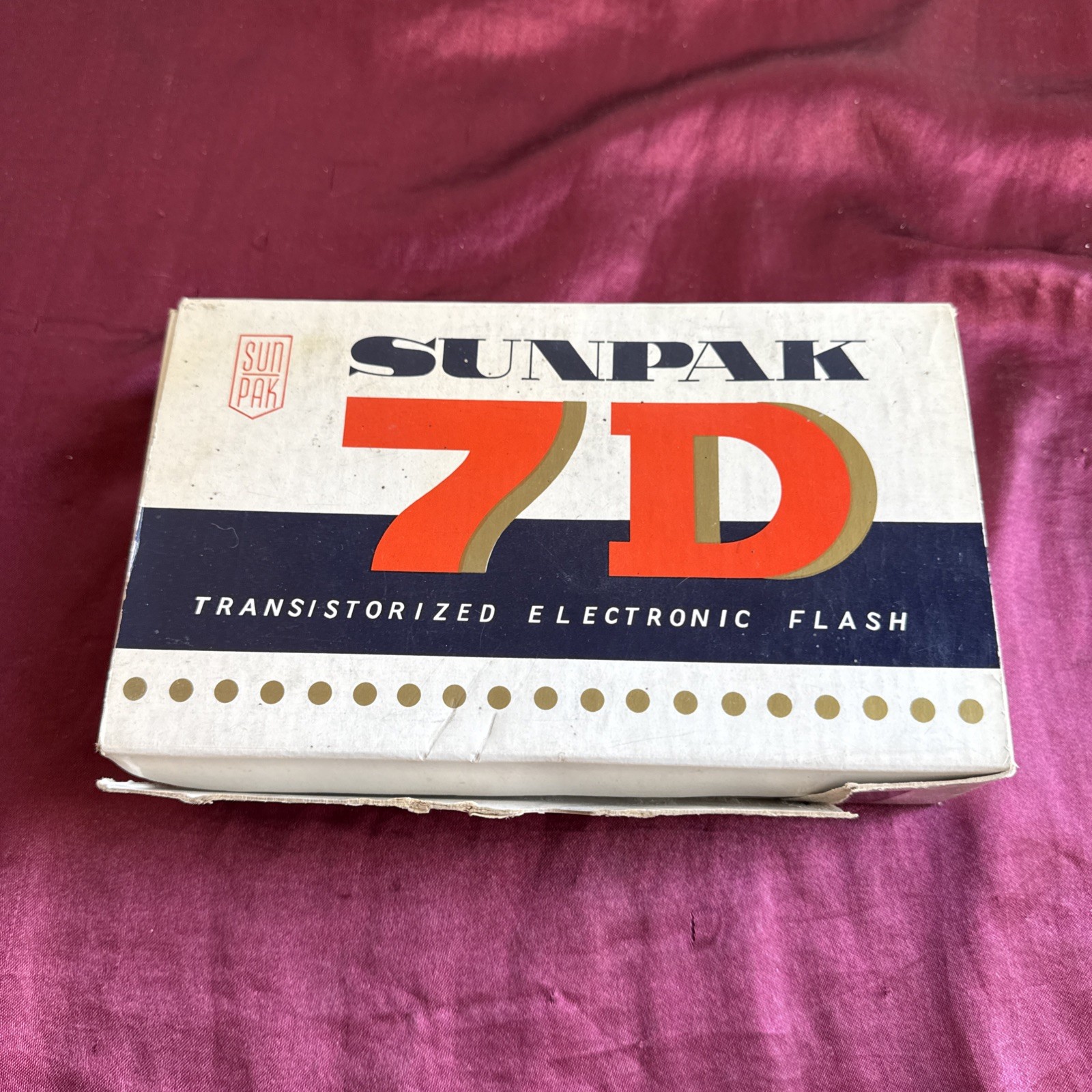 Sunpak 7D Transistorised Electronic Camera Flash Made in Japan – Untested AS IS