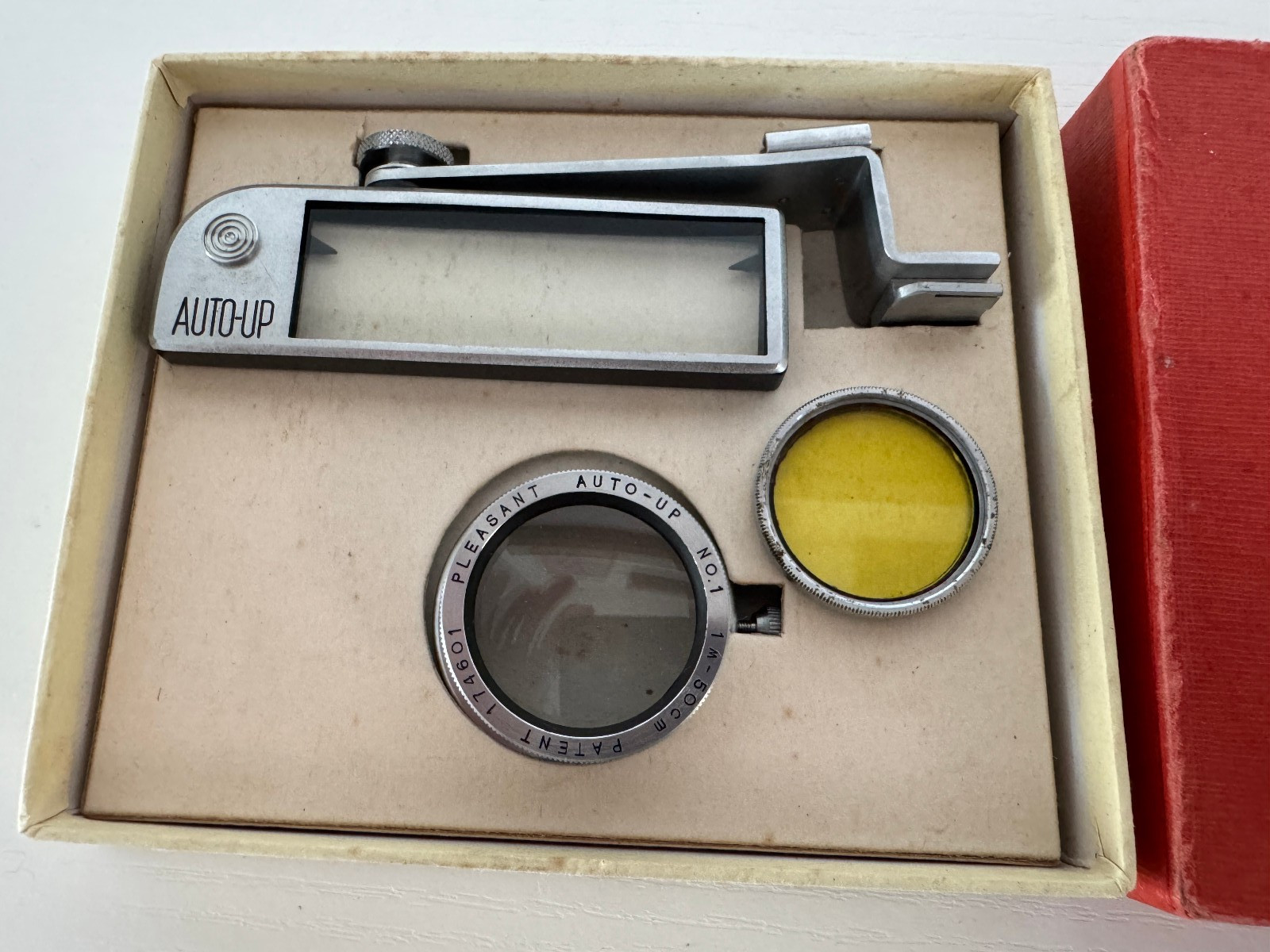 Vintage Konica Super Nooky Pleasant Auto-Up #1 & Konifilter Y1 Yellow in Box
