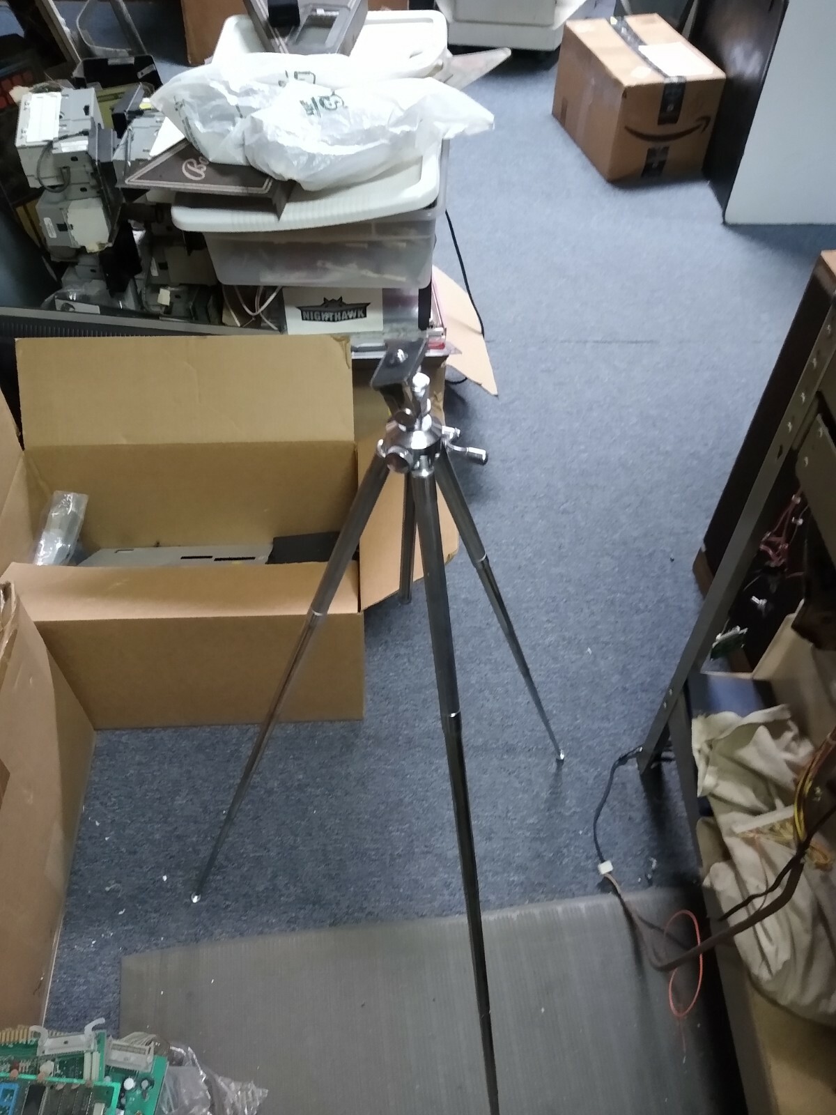 Vintage Sunset Tripod – working great condition