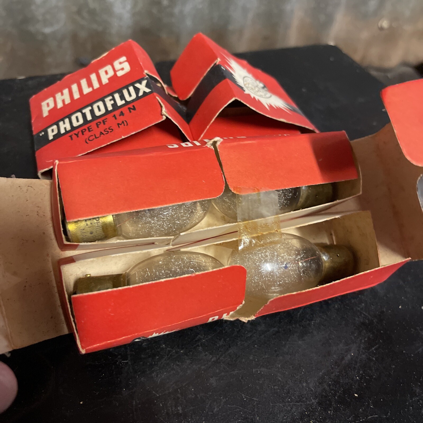 Vintage Philips Photoflux PF1B Flash Bulbs 2 packs of 4 boxed opened never used