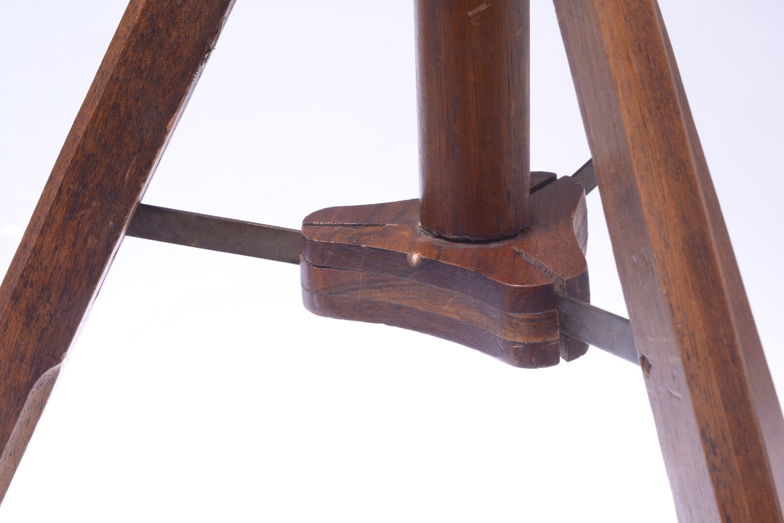 ✅ ANTIQUE WOOD TRIPOD ‘LE PLIABLE’ *VERY INTERESTING* 140CM 55.11″ VIEW CAMERA