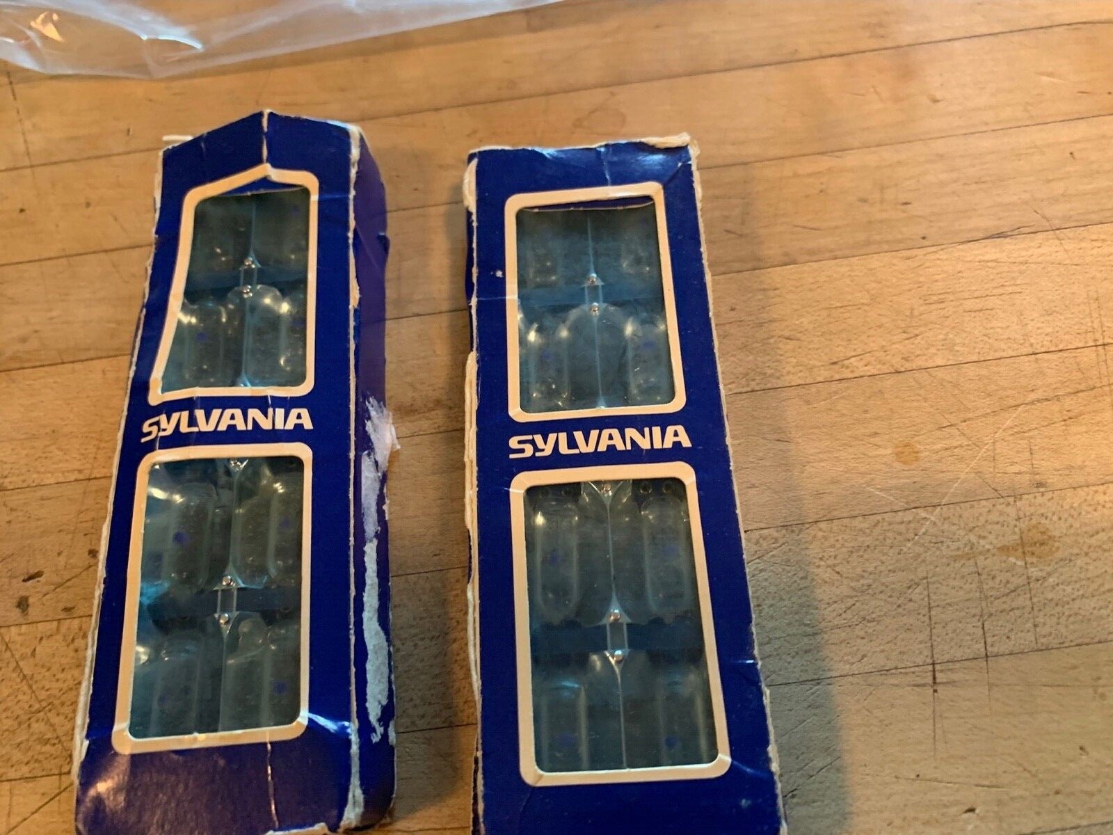 2 Packs LOT VINTAGE FLASHBULBS SYLVANIA BLUE DOT FLIP FLASH FLASHCUBES