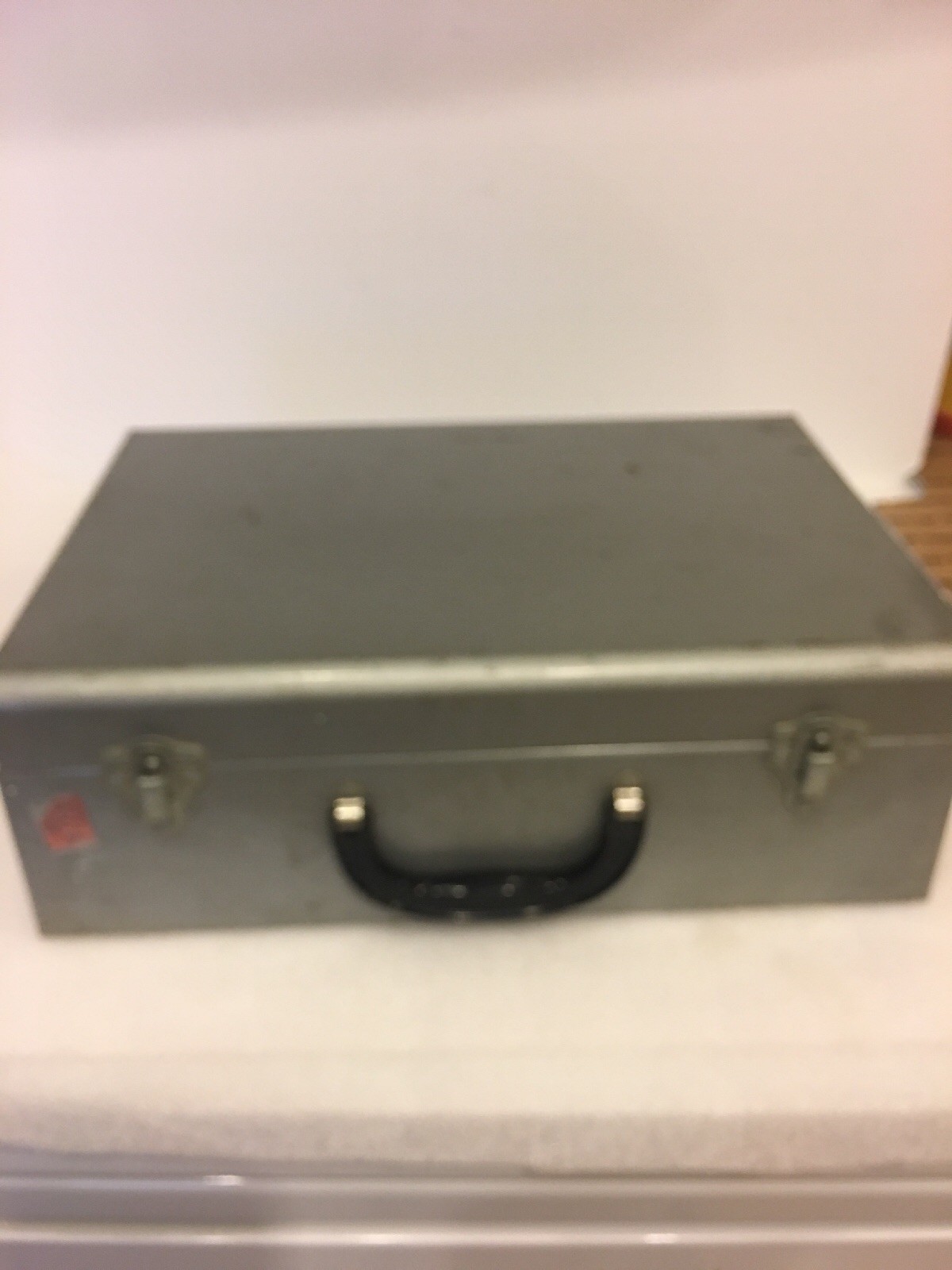 Vintage Arrow compact-o-lite photo movie light bar with 4 light & metal carying