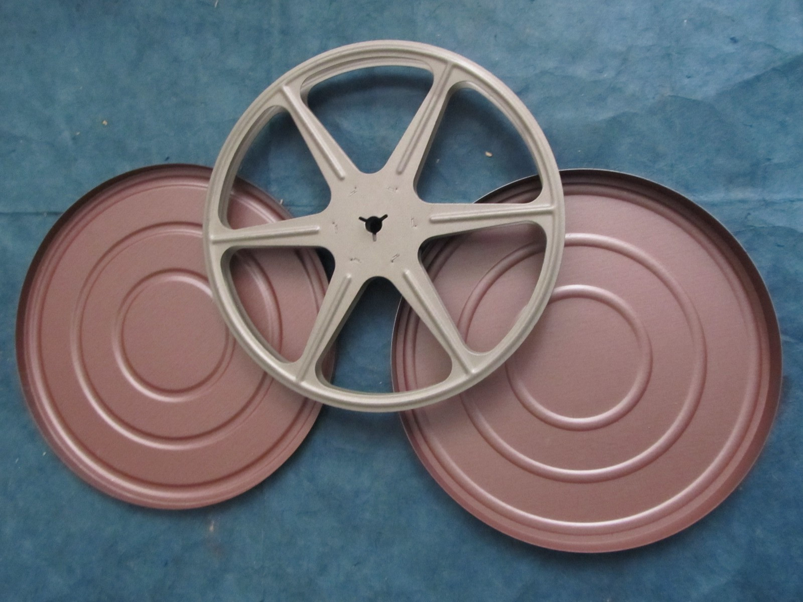 Vintage Mauve 8mm film canister/ box with reel
