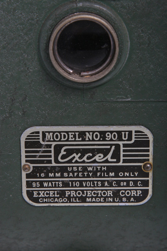 Excel 16mm Movie Film Projector model 90u – Green vintage photo camera
