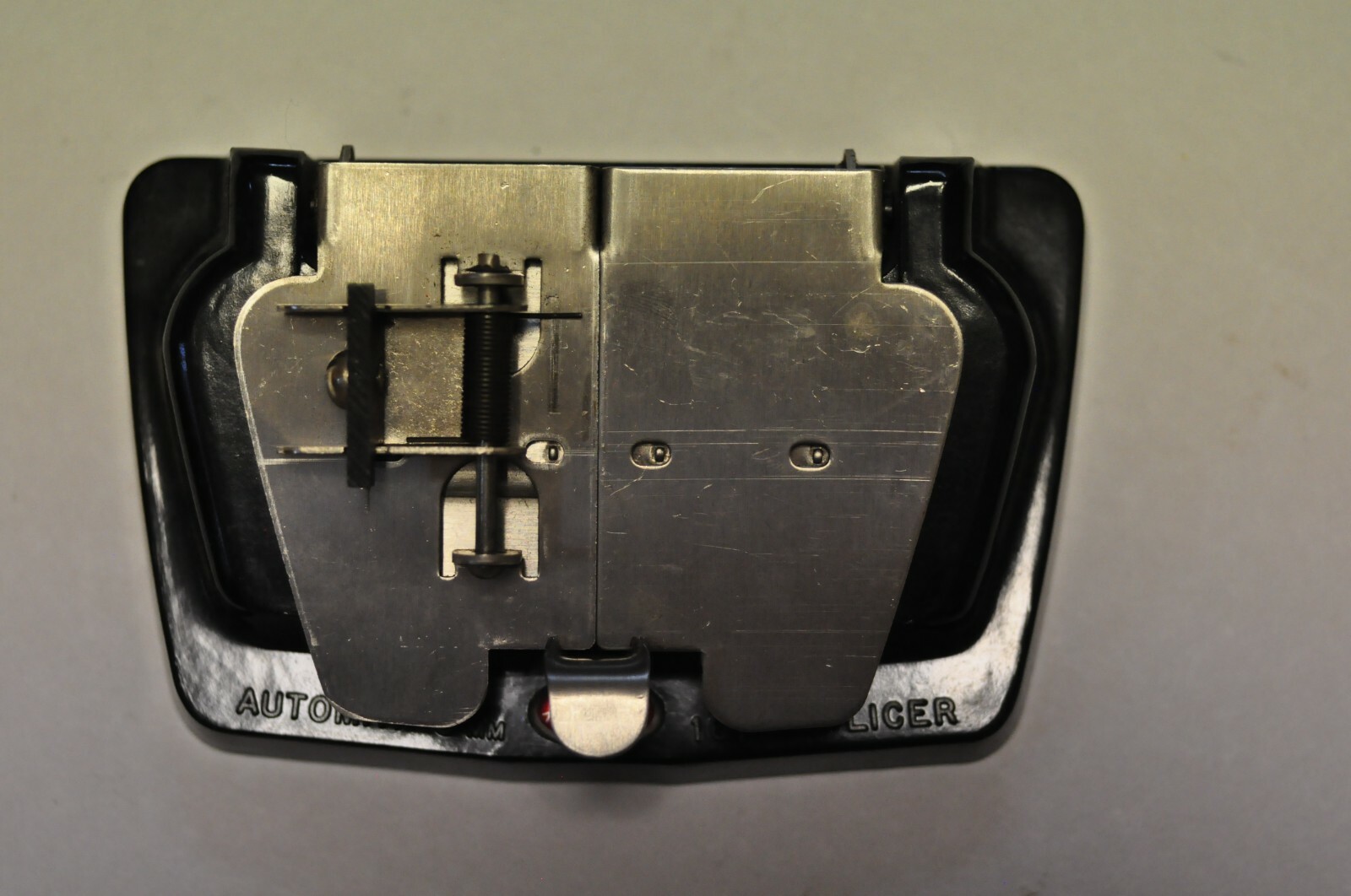 Hollywood Automat 16mm & 8mm movie film splicer.