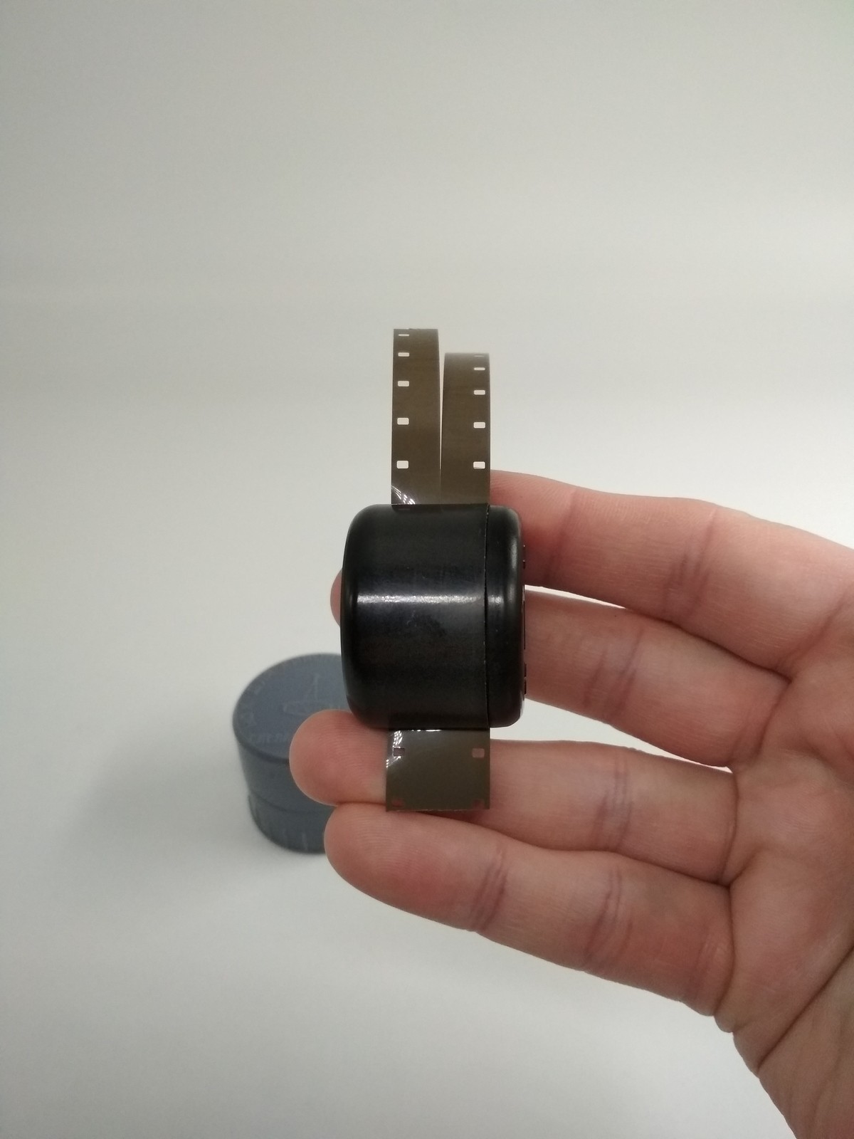 Knife for separating movie film sizes from 16 mm to 2×8 mm, made in USSR, *1228