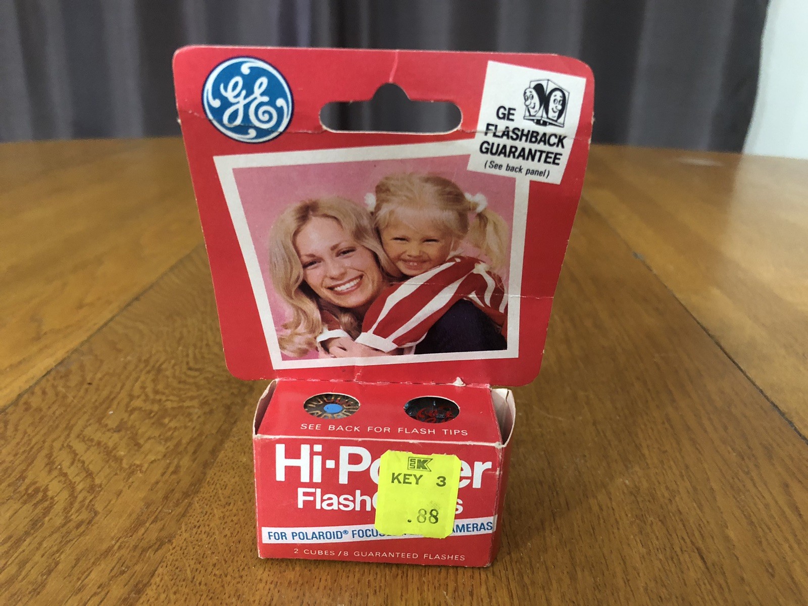 VINTAGE GE GENERAL ELECTRIC HI-POWER FLASH CUBES IN ORIGINAL PACKAGE USA MADE