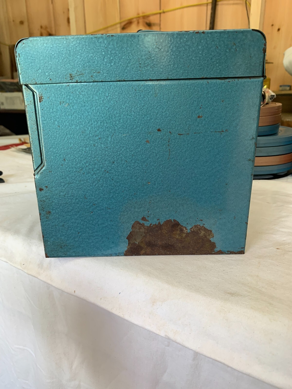 Vintage Metal Empty 8mm 5″ & 7″ Metal Film Reel / Canister Storage Case in Blue