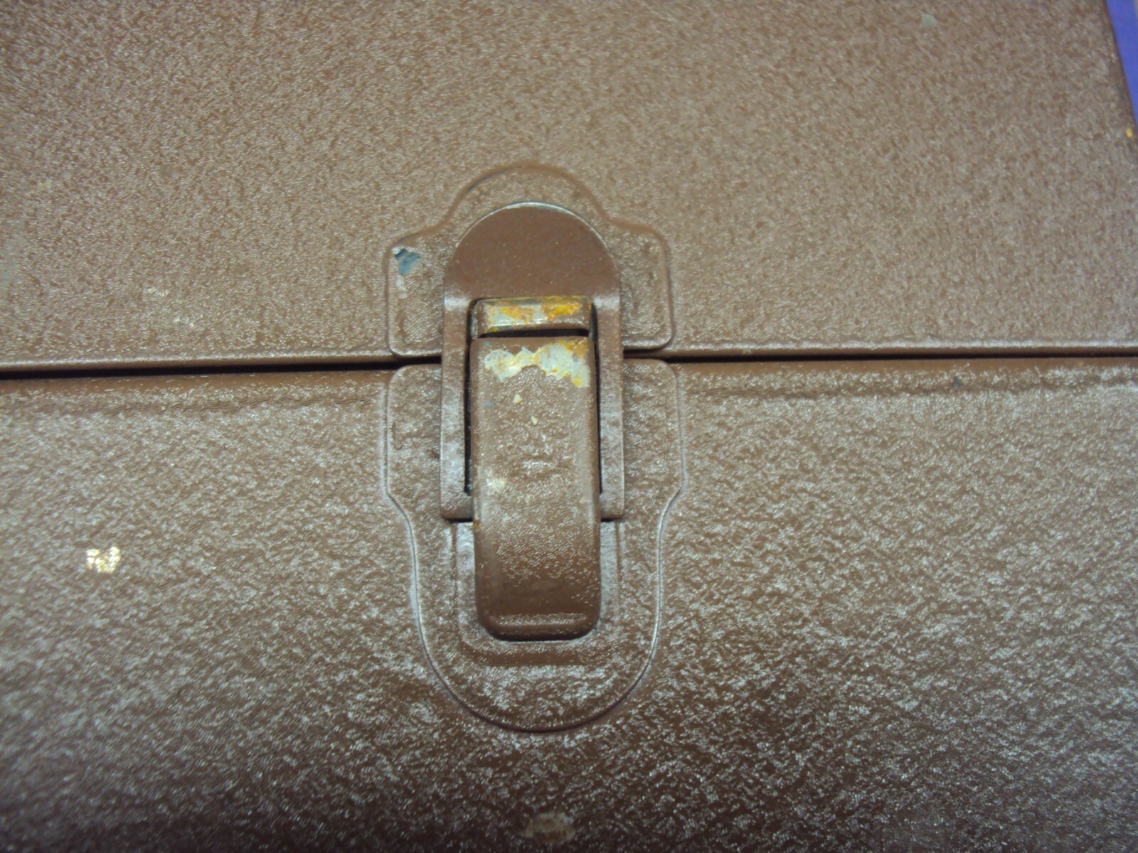 Vintage 7 or 5 Inch Film Reel Canister Case. Holds 12 Canister. Good Condition.