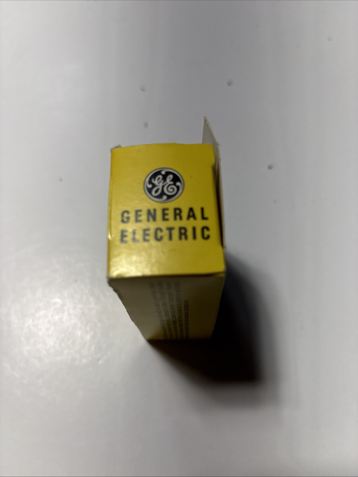 General Electric Vintage Box of Flashcubes 3 Cubes 12 Flashes, W/ Free Shipping