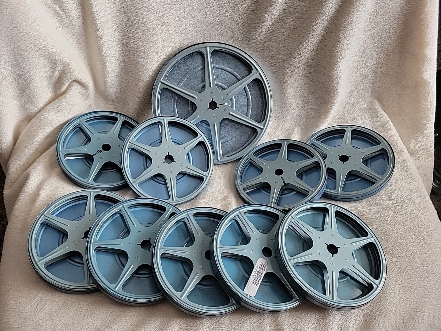 Lot of 10 Vintage Zayre & Scherer Film Storage Can & Reels Super 8 5″ & 7″