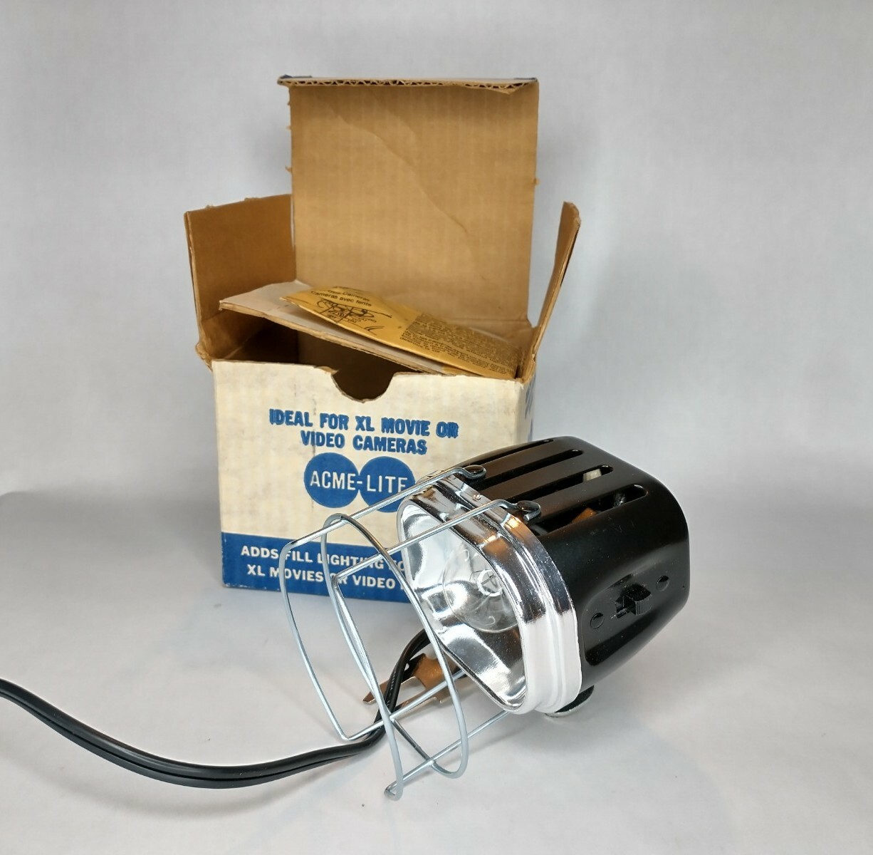 Acme Light Model No. 800 XL Lite Fill Lighting For Video Cameras