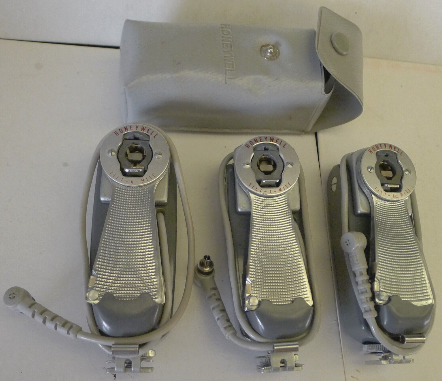 Honeywell Tilt-A-Mite Cold Shoe Fan Flash Unit Collapsible – Lot of 3 – Japan