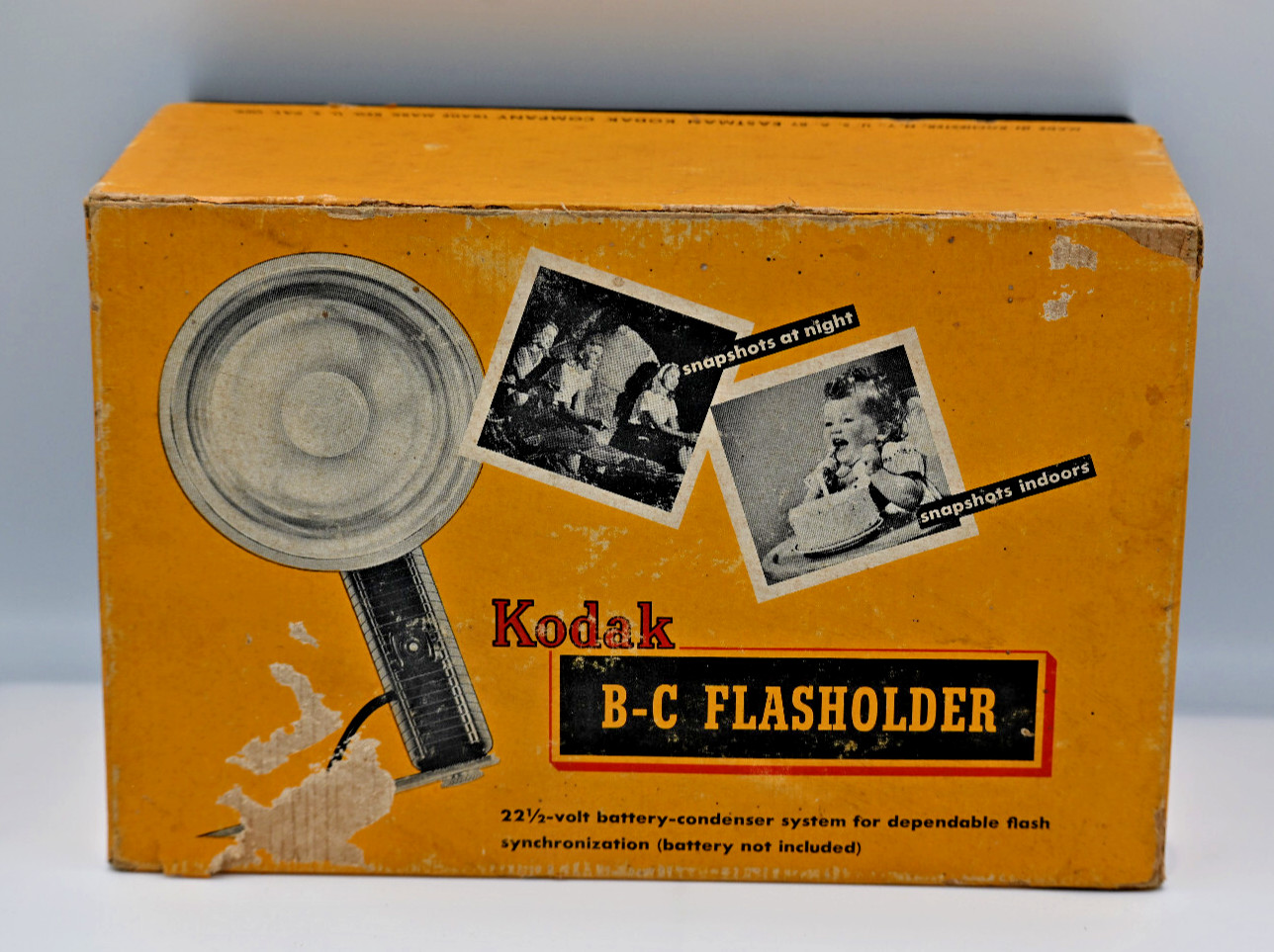Vintage Kodak B-C Flasholder With Flash Bulbs in the Original Box
