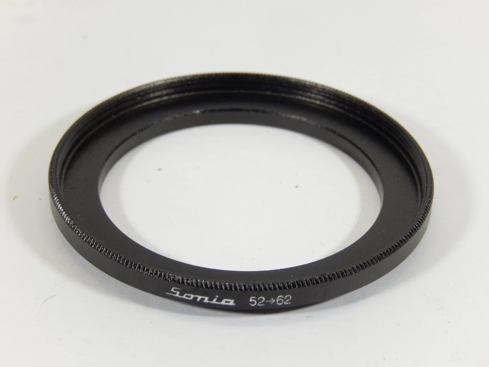 VINTAGE SONIA 52mm TO 62mm SCREW-ON STEP-UP ADAPTER RING
