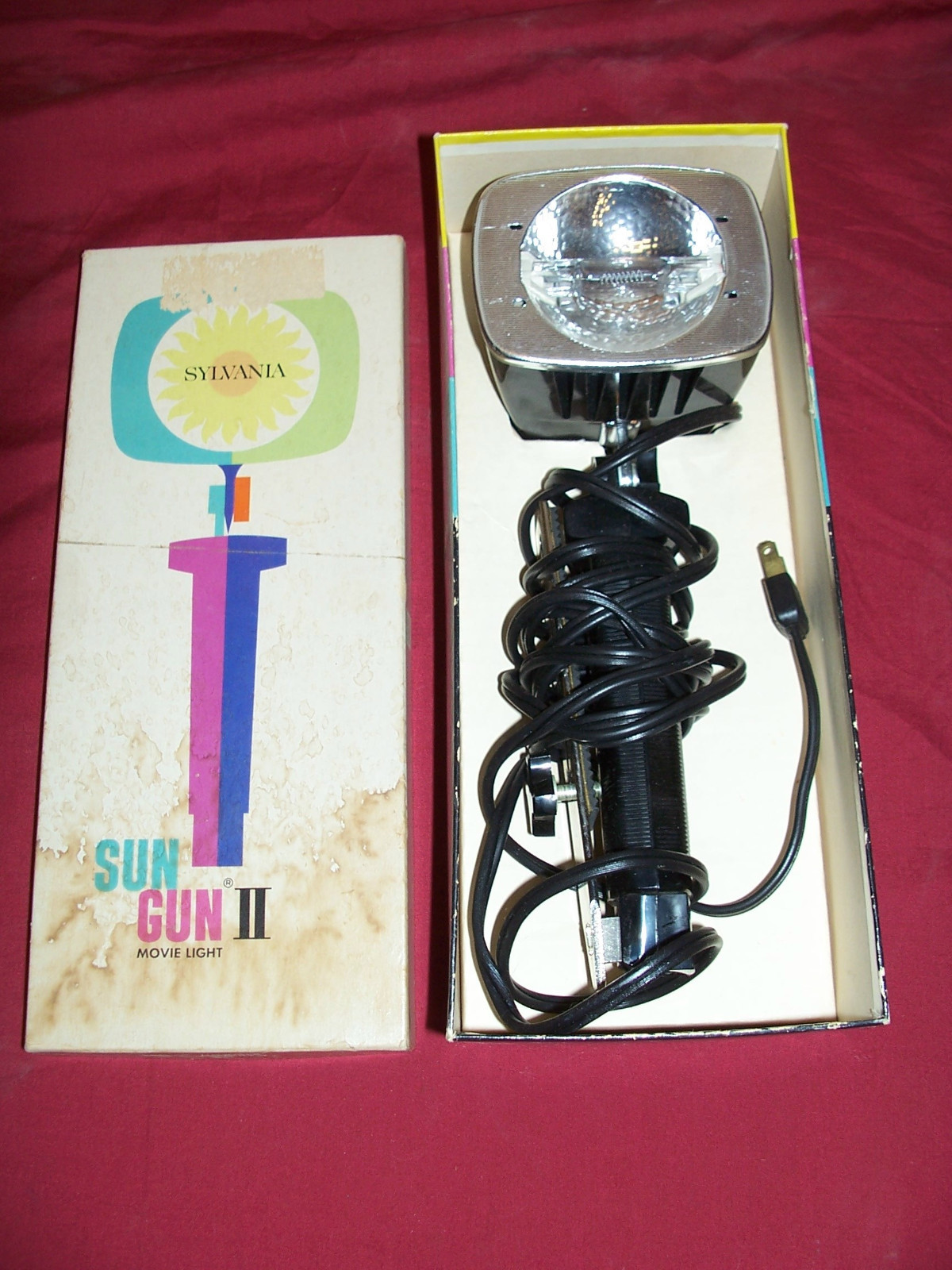 Vintage Sylvania Sun Gun II Movie Light Model SG-55 Camera Photography Lighting