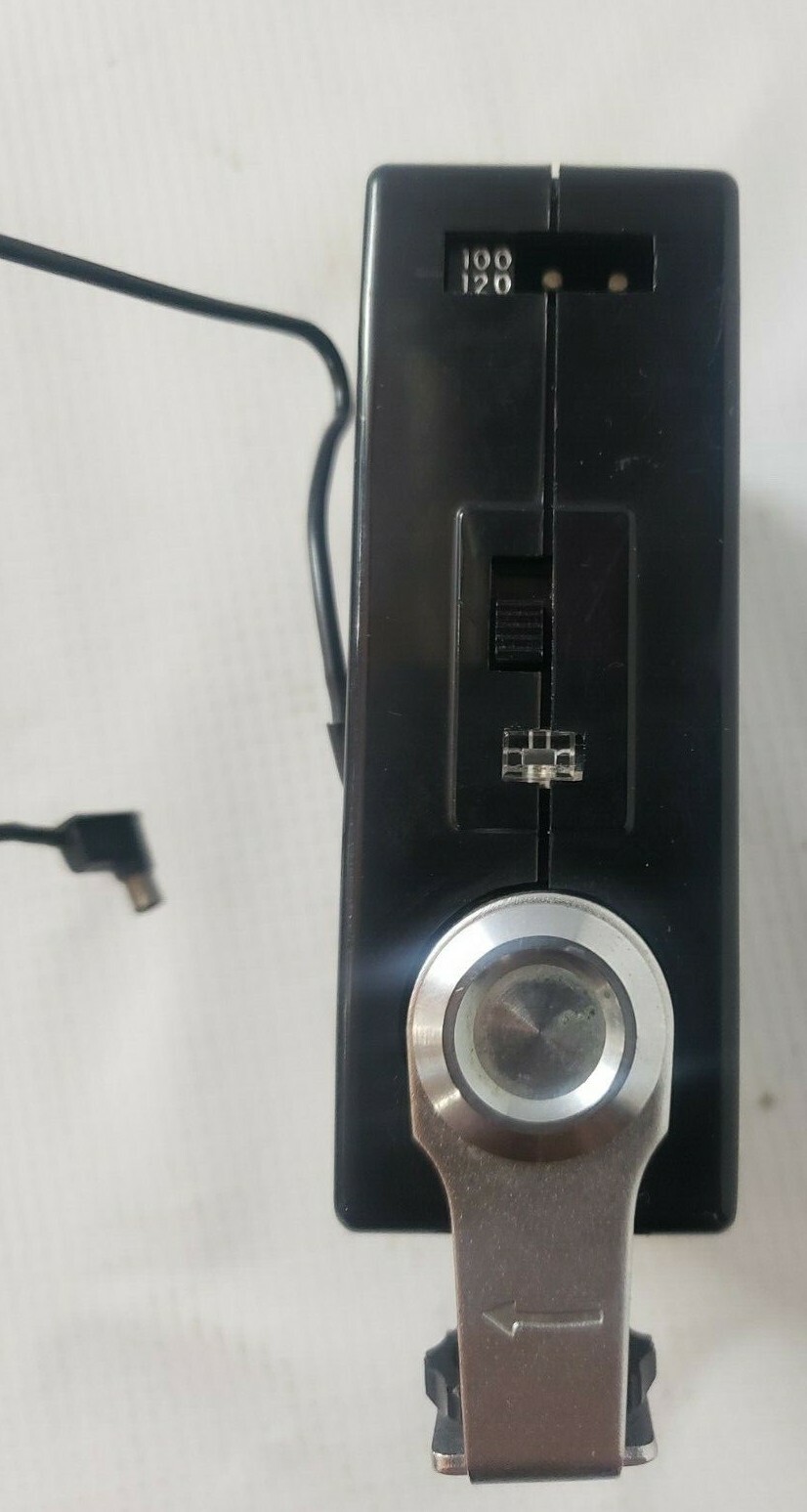 Vintage KAKO 828 Camera Flash W / Cord Japan