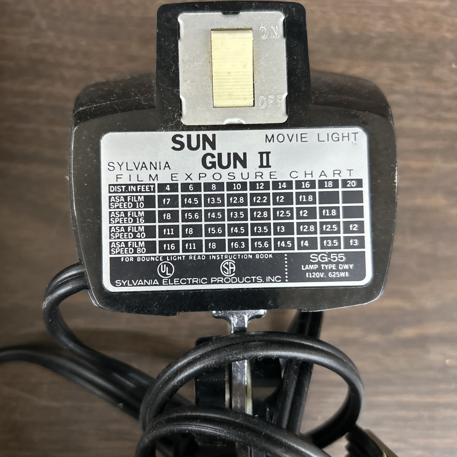 Vintage Sylvania SUN GUN II MOVIE LIGHT SG-55 w/ Original Box