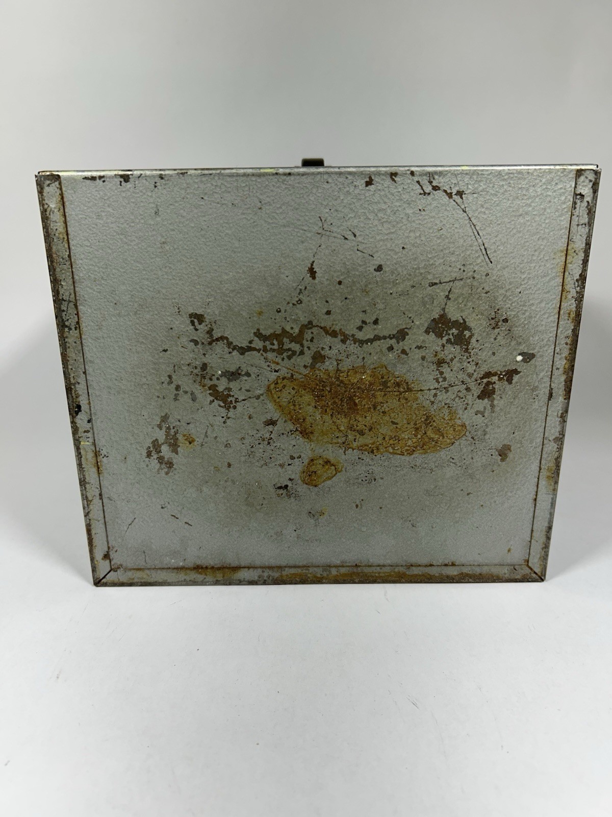 Vintage Reel to Reel Tape Metal Carrying Case with 17 Used Reels 40’s 50’s 60’s