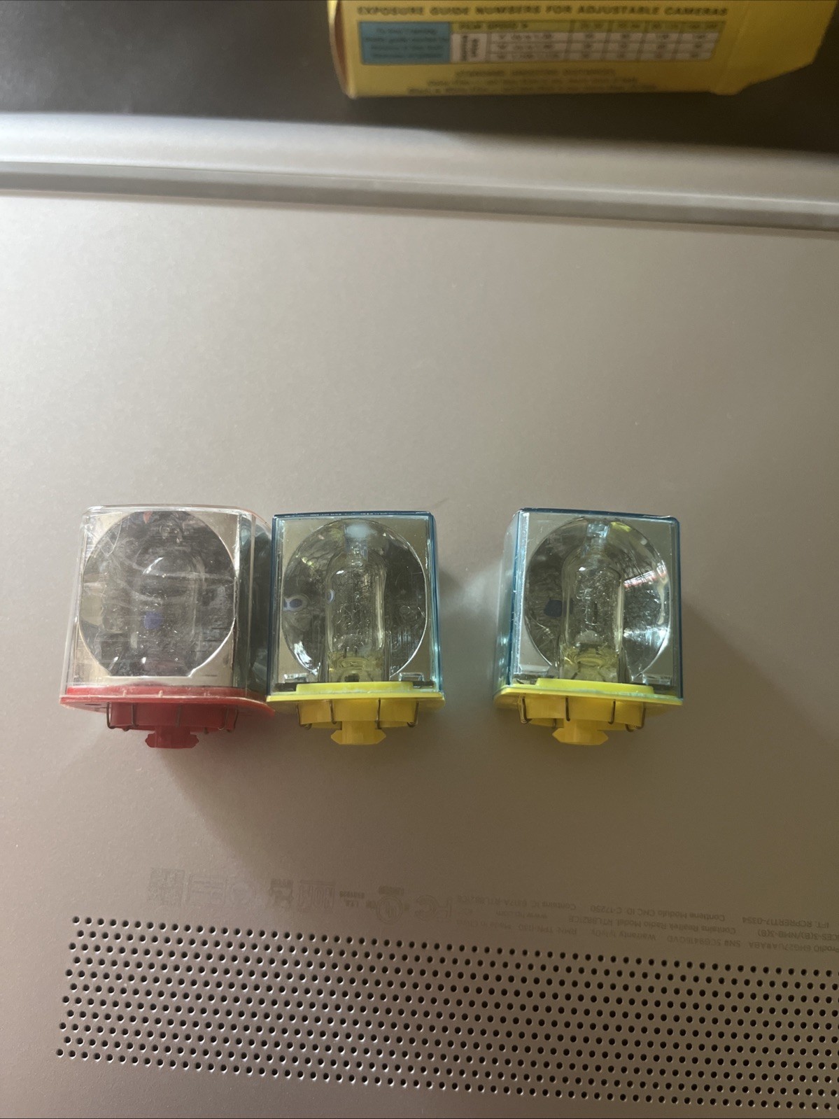 GE Sylvania FlashCubes 3 Cubes 12 Flashes Vintage *READ DESCRIPTION