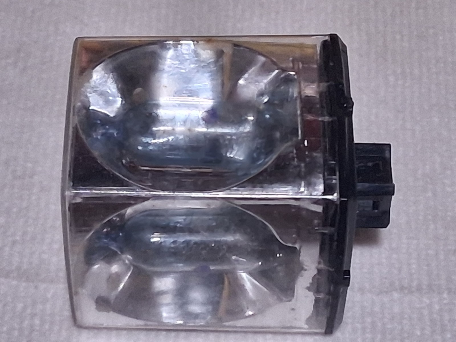 Vintage Lot of GE Flash Cubes & Sylvania Blue Dot Magicube Photography