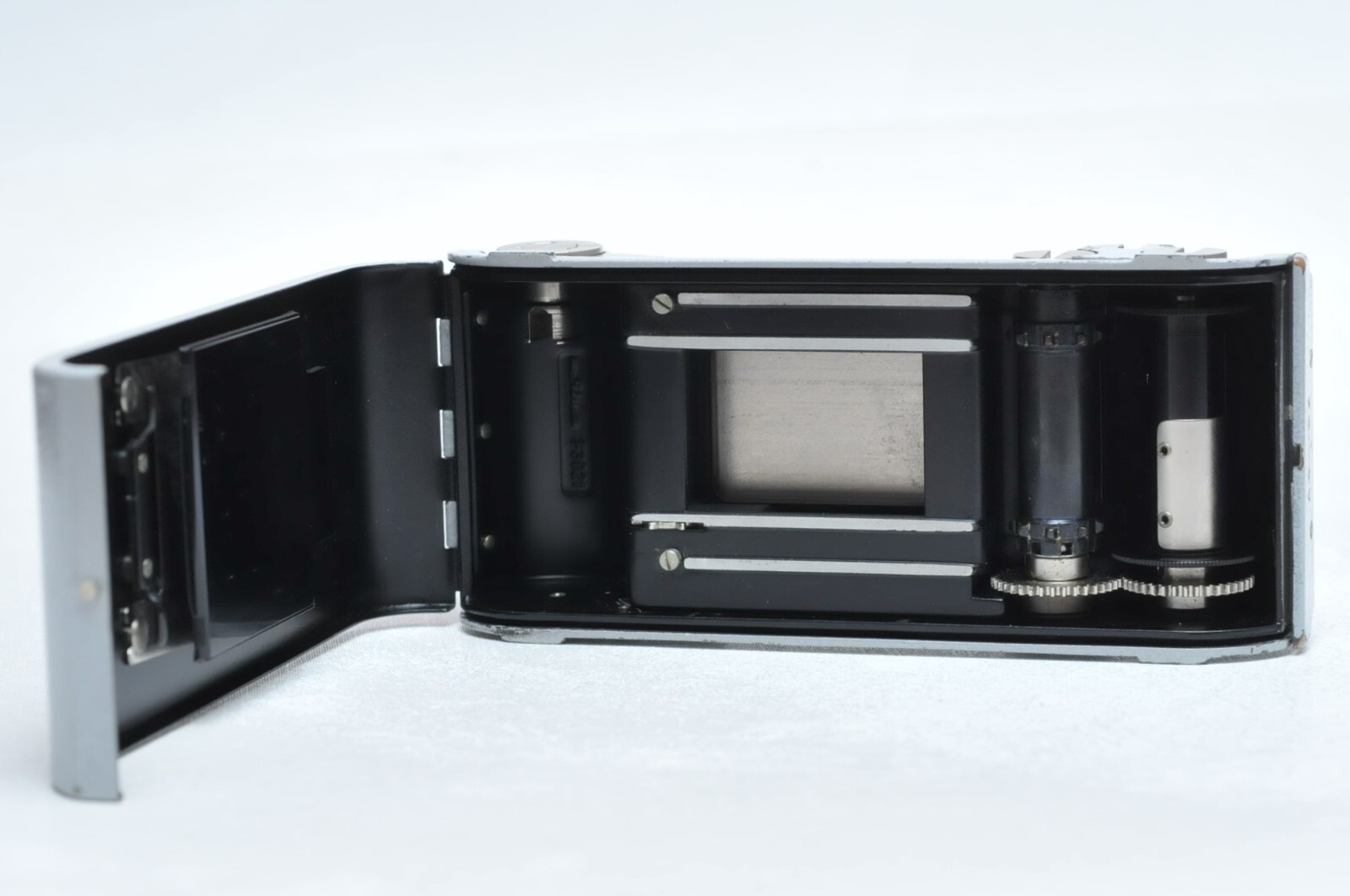 Leica Leitz Wetzler DBP 1044601 35mm Film Magazine Camera