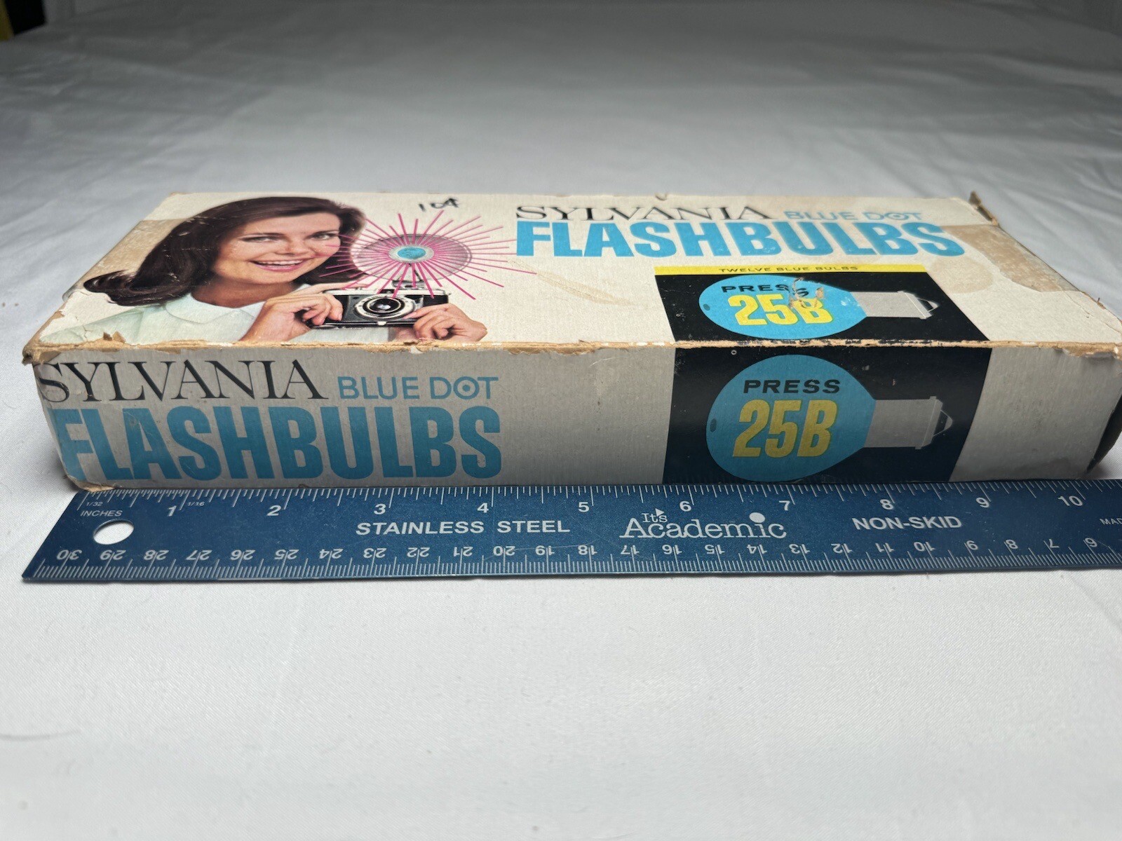M3B Sylvania Blue Dot flashbulbs Full Box 12 Bulbs