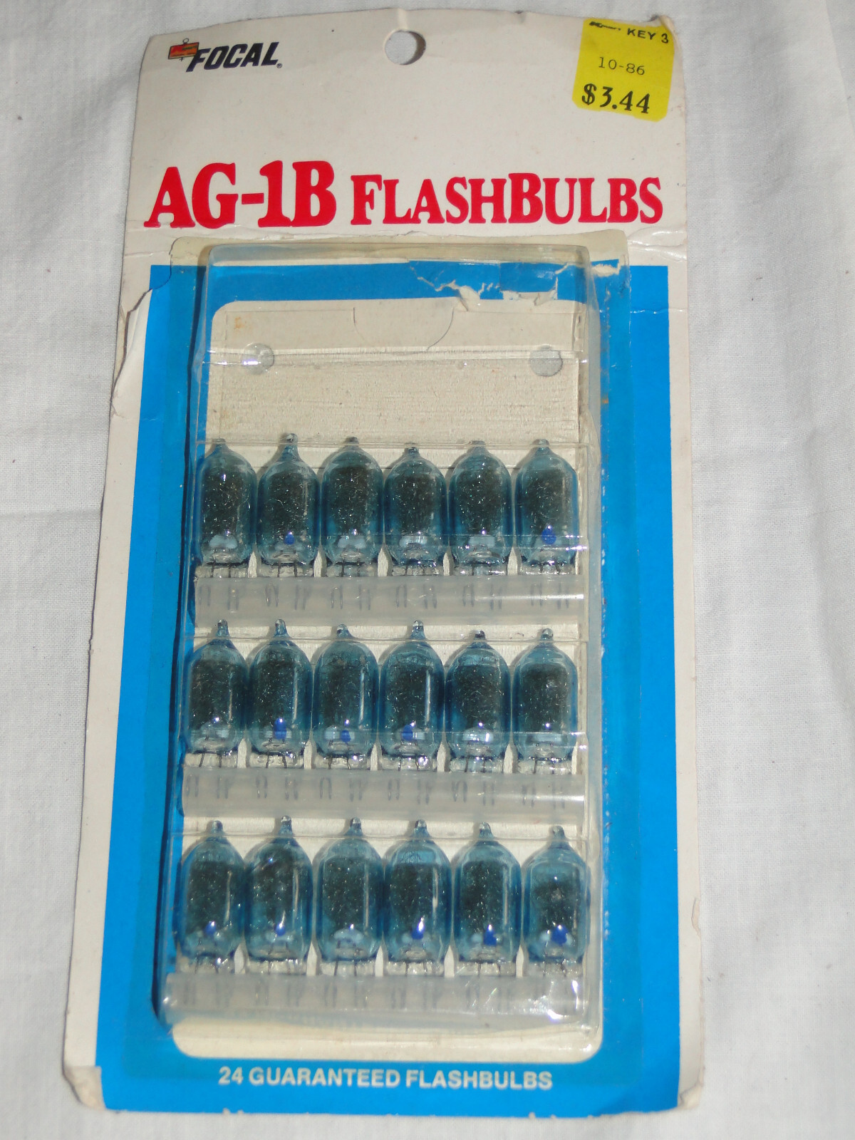 Lot of 18 Vintage K-MART Focal AG-1B Blue Flashbulbs