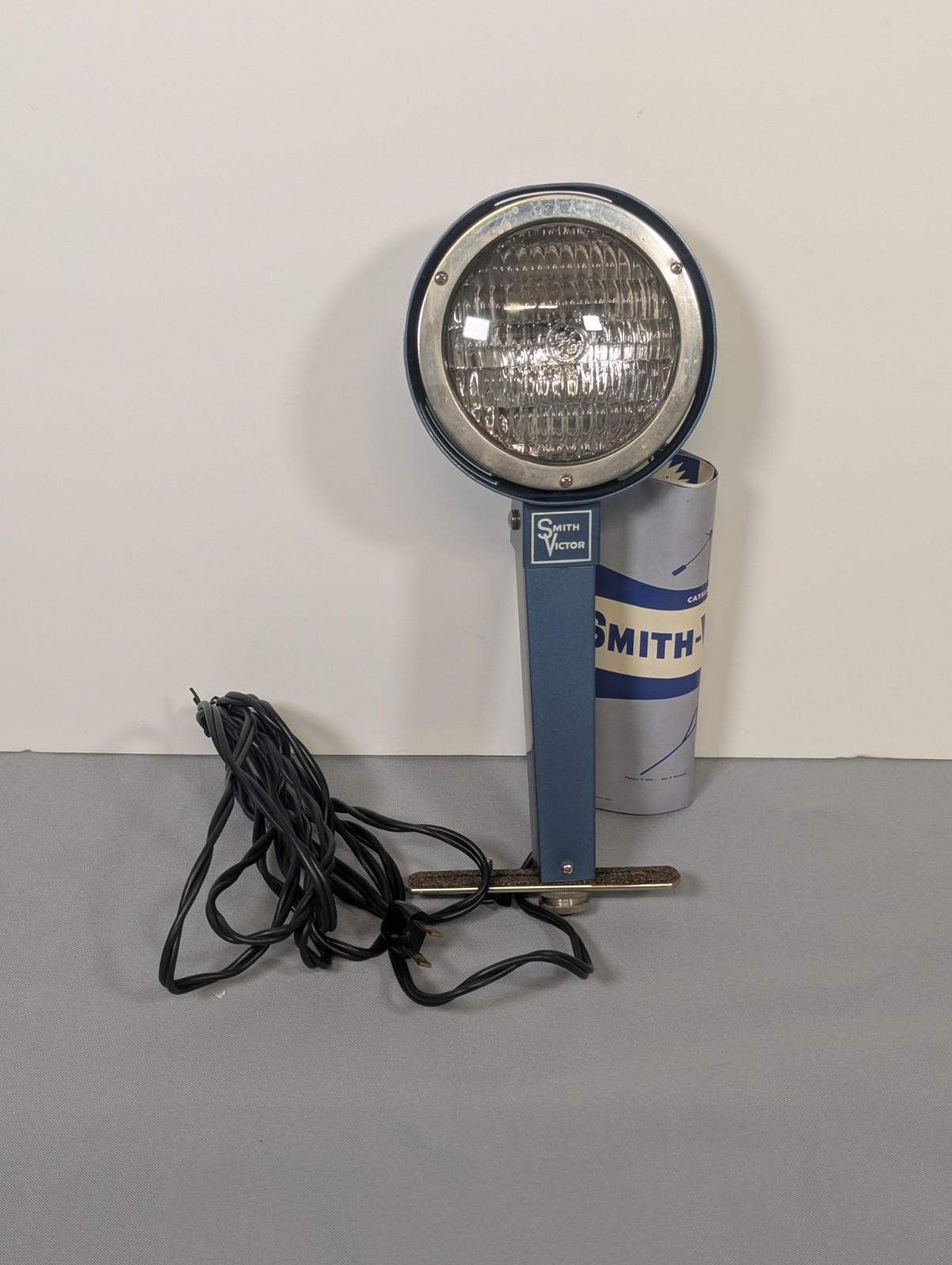 Smith-Victor L6 Photoflood Light Kit Vintage Studio Lamp 650W w/ Case Tested