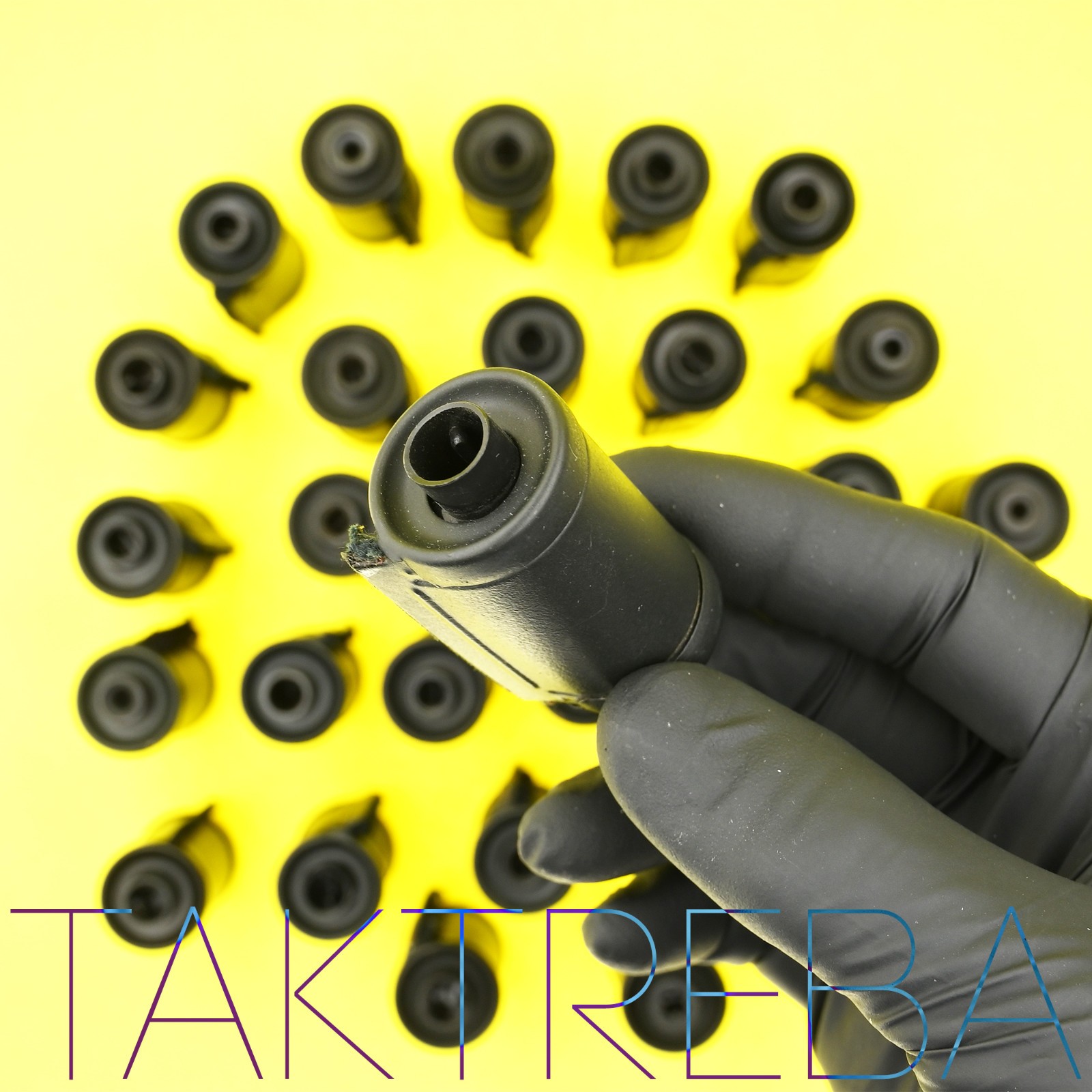 Reloadable Canister Metal Cassette 35mm Film Type 135m. Only Red Green Blue seal