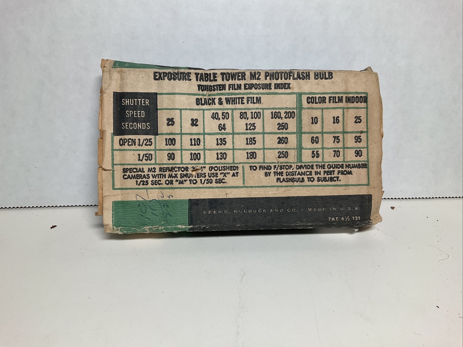 9 Vintage Tower Midget Photo Flash Bulbs Size M2 No 6993 NOS