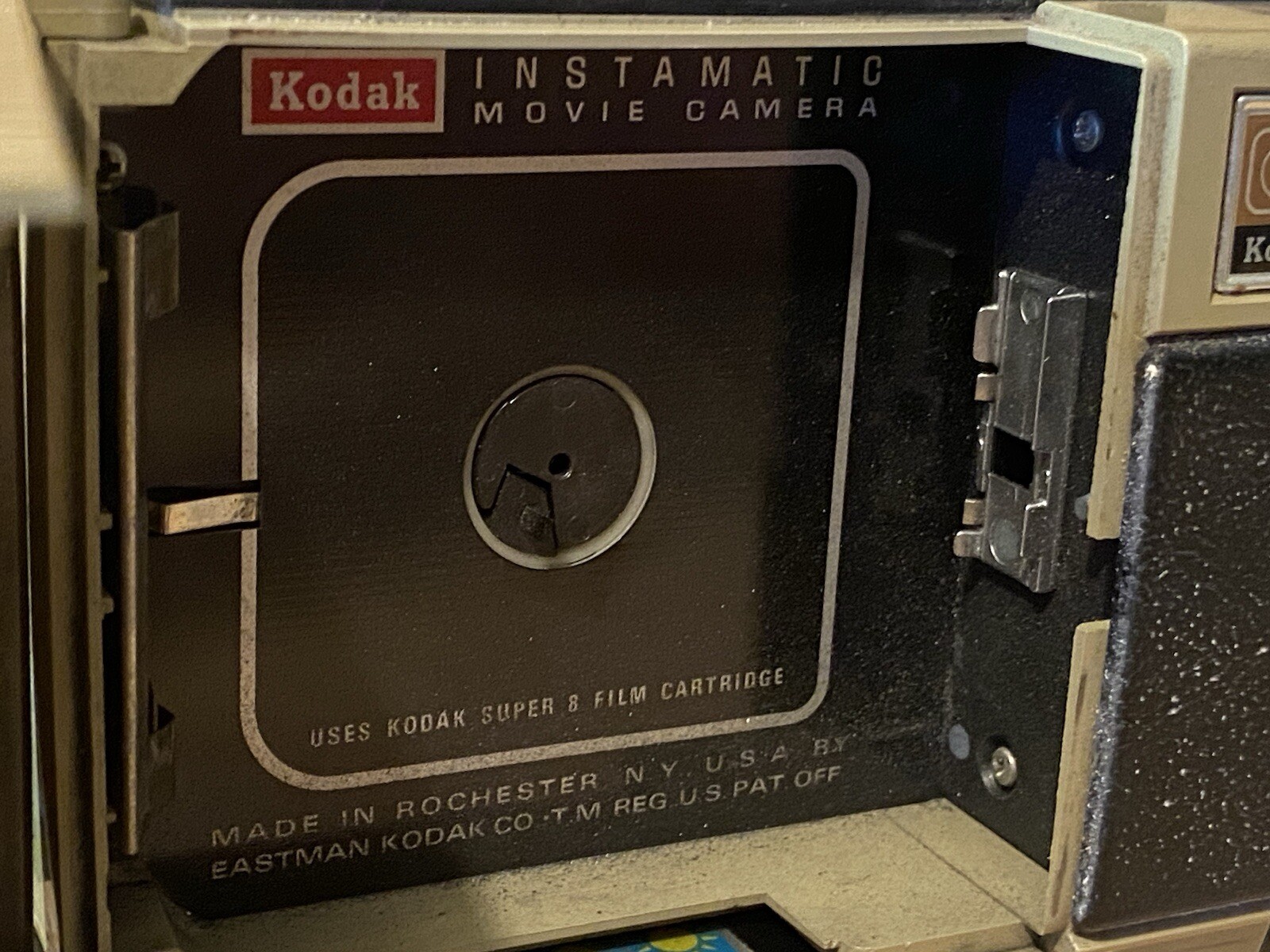 E.J Korvette Deluxe Super 8 Movie Light W/ Kodak Hawkeye Instamatic Model 8