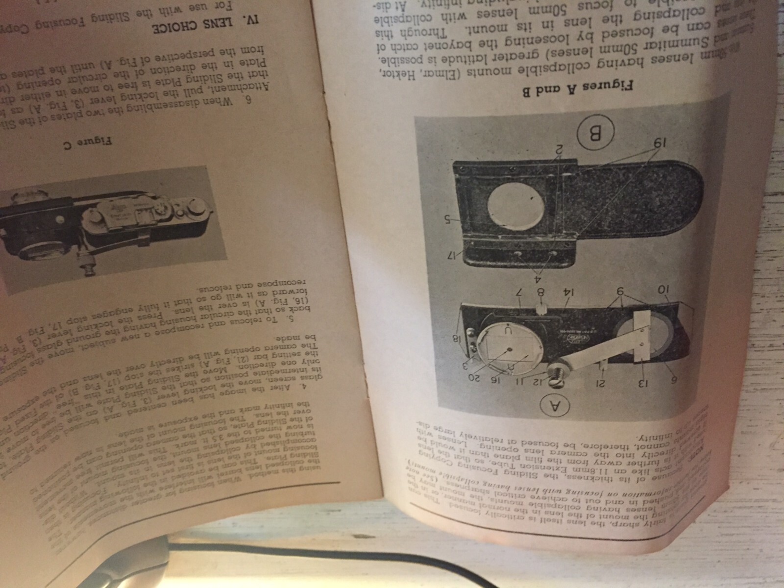 LEICA SLIDING FOCUSING COPYING ATTACHMENT FOR LEICA CAMERAS