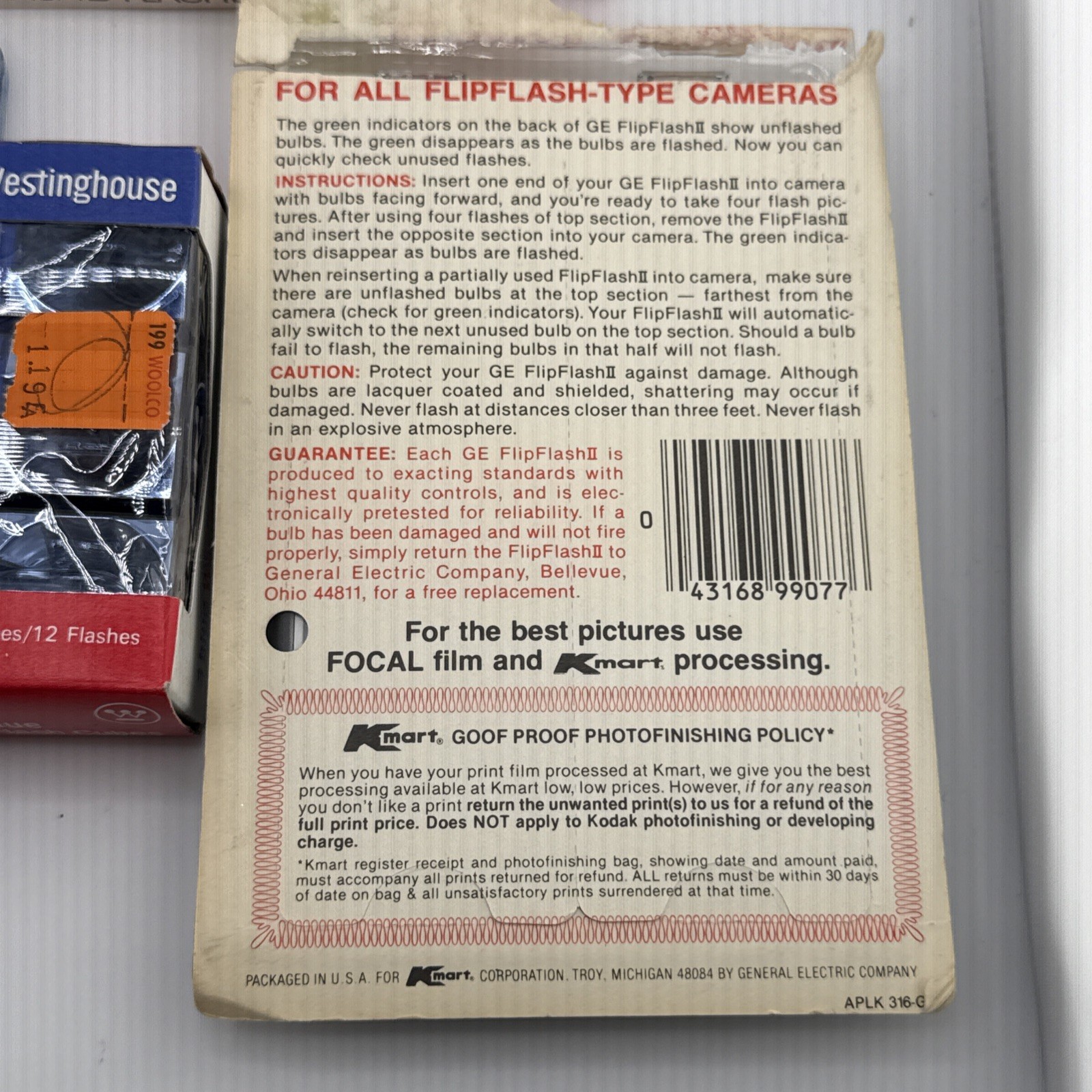 Vintage Camera Flash Bulbs NOS GE AG-1B Flip Flash Cube Flash Focal Twin Pack