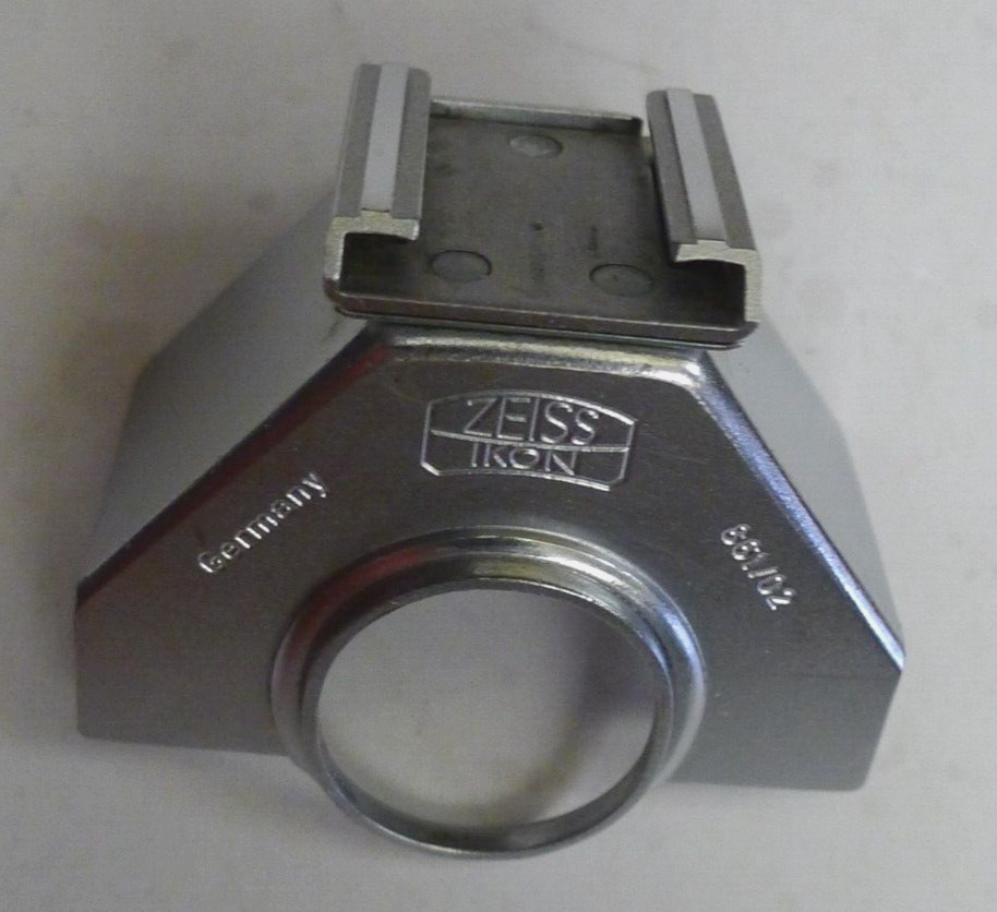 Zeiss Ikon 35mm Camera Cold Shoe Mount 861/02 for Flash – Made in Germany